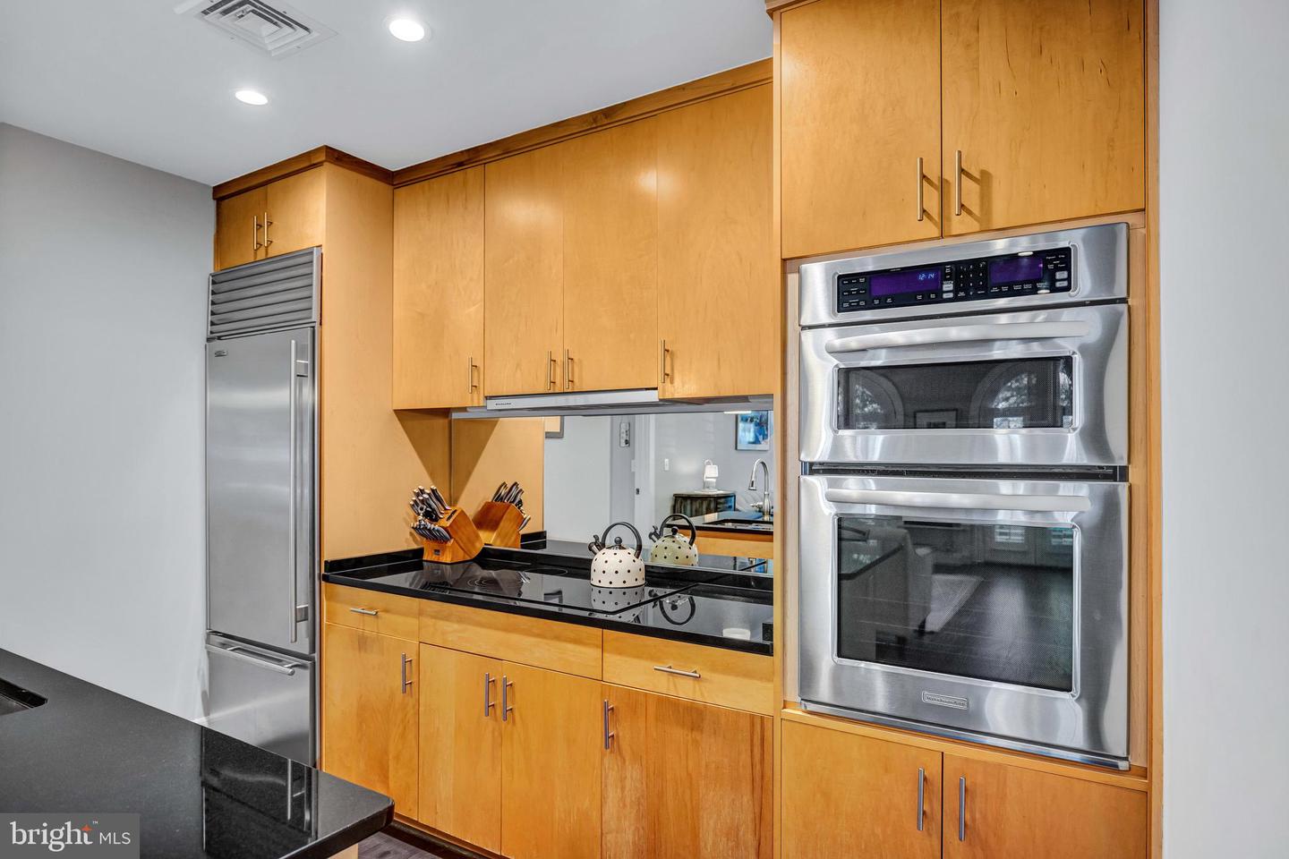 910 POWHATAN ST #104N, ALEXANDRIA, Virginia 22314, 2 Bedrooms Bedrooms, ,2 BathroomsBathrooms,Residential,For sale,910 POWHATAN ST #104N,VAAX2050752 MLS # VAAX2050752