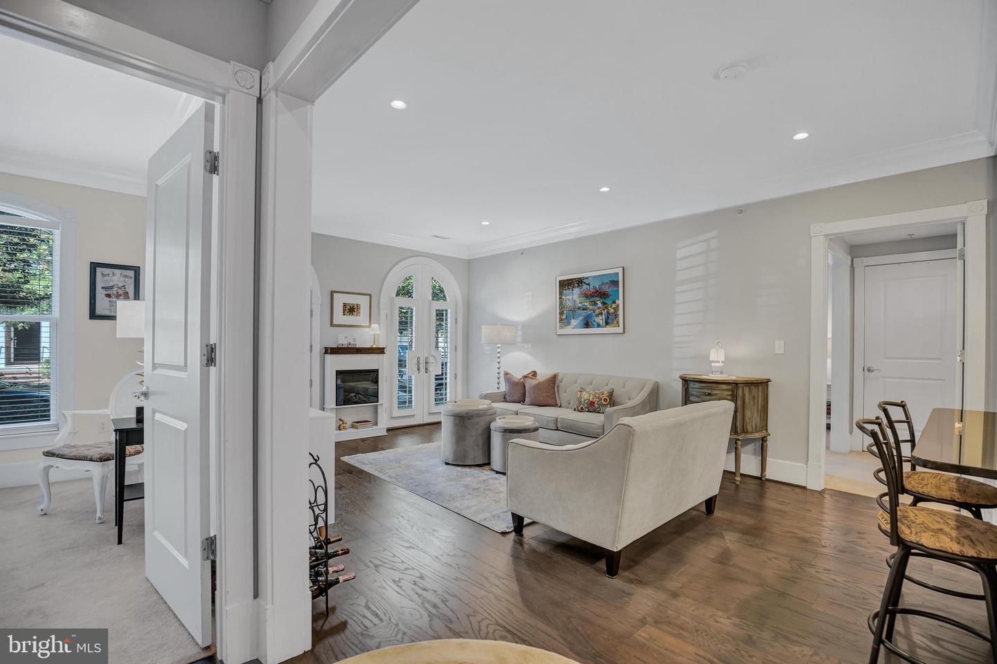 910 POWHATAN ST #104N, ALEXANDRIA, Virginia 22314, 2 Bedrooms Bedrooms, ,2 BathroomsBathrooms,Residential,For sale,910 POWHATAN ST #104N,VAAX2050752 MLS # VAAX2050752