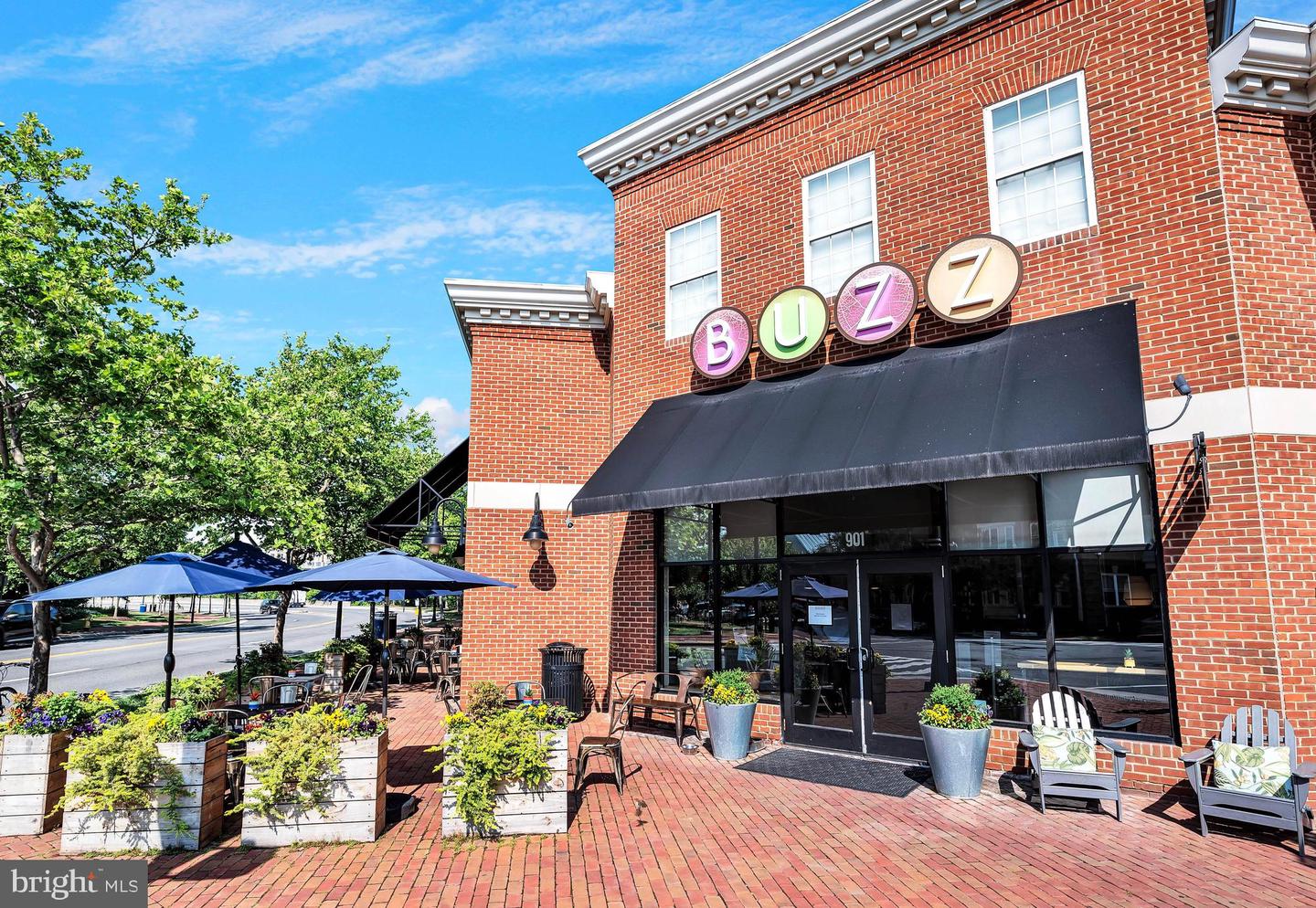 910 POWHATAN ST #104N, ALEXANDRIA, Virginia 22314, 2 Bedrooms Bedrooms, ,2 BathroomsBathrooms,Residential,For sale,910 POWHATAN ST #104N,VAAX2050752 MLS # VAAX2050752