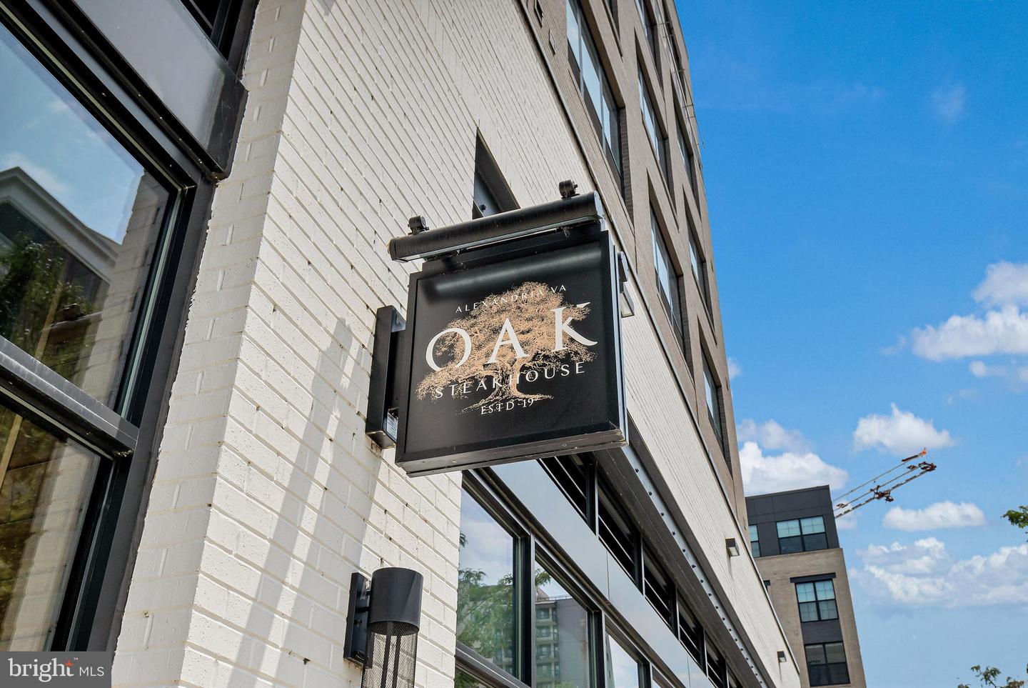 910 POWHATAN ST #104N, ALEXANDRIA, Virginia 22314, 2 Bedrooms Bedrooms, ,2 BathroomsBathrooms,Residential,For sale,910 POWHATAN ST #104N,VAAX2050752 MLS # VAAX2050752