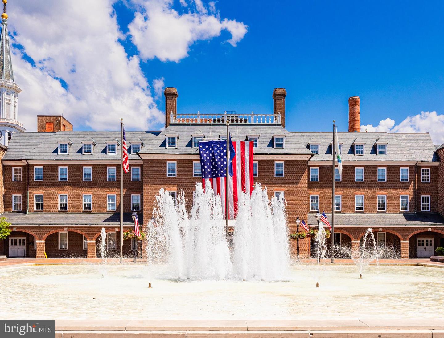 910 POWHATAN ST #104N, ALEXANDRIA, Virginia 22314, 2 Bedrooms Bedrooms, ,2 BathroomsBathrooms,Residential,For sale,910 POWHATAN ST #104N,VAAX2050752 MLS # VAAX2050752