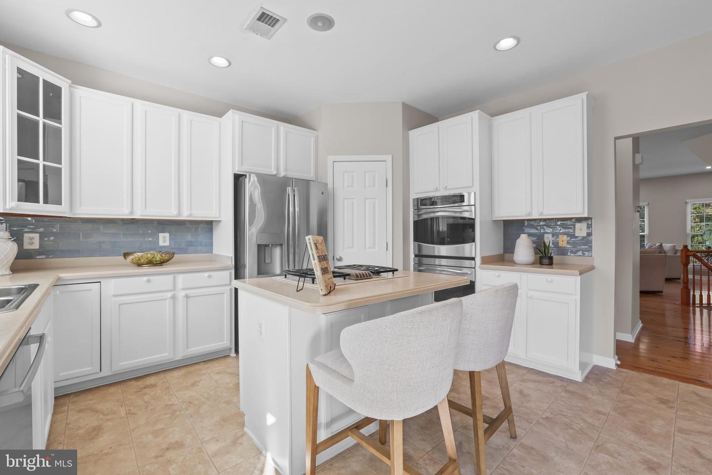 8238 SHANNONS LANDING WAY, LORTON, Virginia 22079, 3 Bedrooms Bedrooms, ,3 BathroomsBathrooms,Residential,For sale,8238 SHANNONS LANDING WAY,VAFX2274106 MLS # VAFX2274106