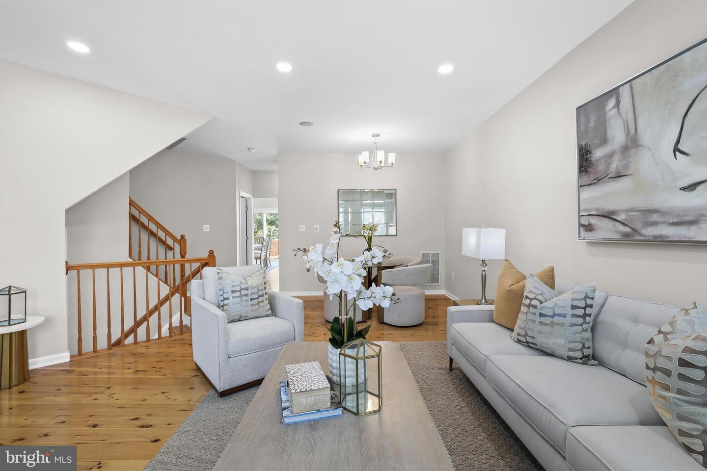 8238 SHANNONS LANDING WAY, LORTON, Virginia 22079, 3 Bedrooms Bedrooms, ,3 BathroomsBathrooms,Residential,For sale,8238 SHANNONS LANDING WAY,VAFX2274106 MLS # VAFX2274106