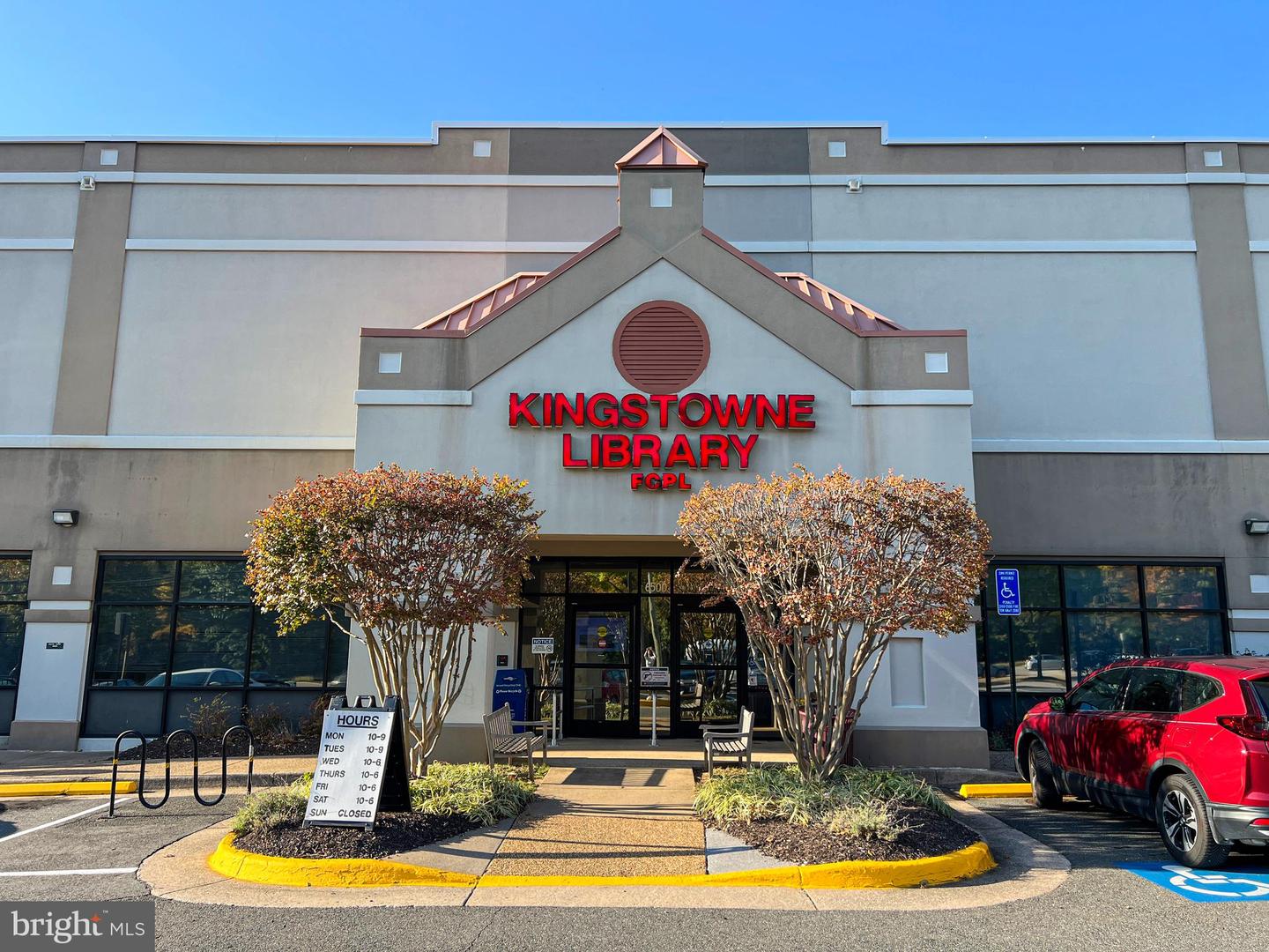 8238 SHANNONS LANDING WAY, LORTON, Virginia 22079, 3 Bedrooms Bedrooms, ,3 BathroomsBathrooms,Residential,For sale,8238 SHANNONS LANDING WAY,VAFX2274106 MLS # VAFX2274106