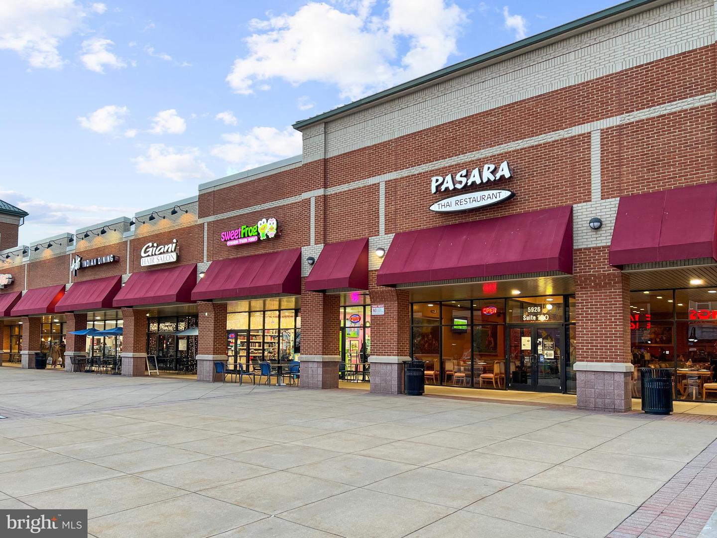 8238 SHANNONS LANDING WAY, LORTON, Virginia 22079, 3 Bedrooms Bedrooms, ,3 BathroomsBathrooms,Residential,For sale,8238 SHANNONS LANDING WAY,VAFX2274106 MLS # VAFX2274106