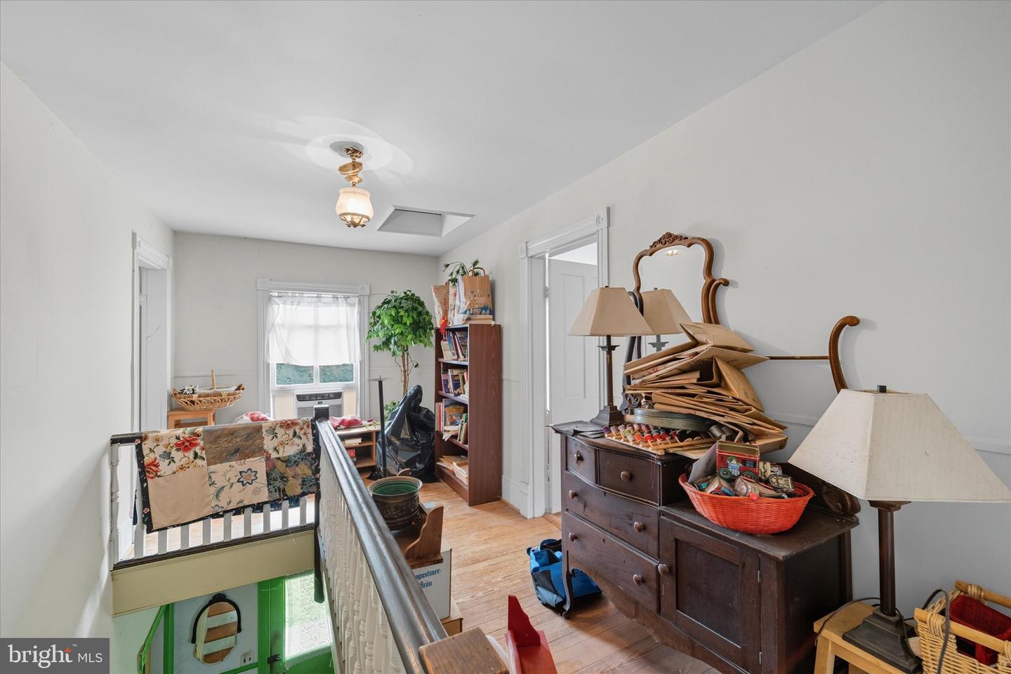 9316 LEE ST, BURKE, Virginia 22015, 3 Bedrooms Bedrooms, ,3 BathroomsBathrooms,Residential,For sale,9316 LEE ST,VAFX2274466 MLS # VAFX2274466 9316 LEE ST, BURKE, Virginia 22015, 3 Bedrooms Bedrooms, ,3 BathroomsBathrooms,Residential,For sale,9316 LEE ST,VAFX2274466 MLS # VAFX2274466