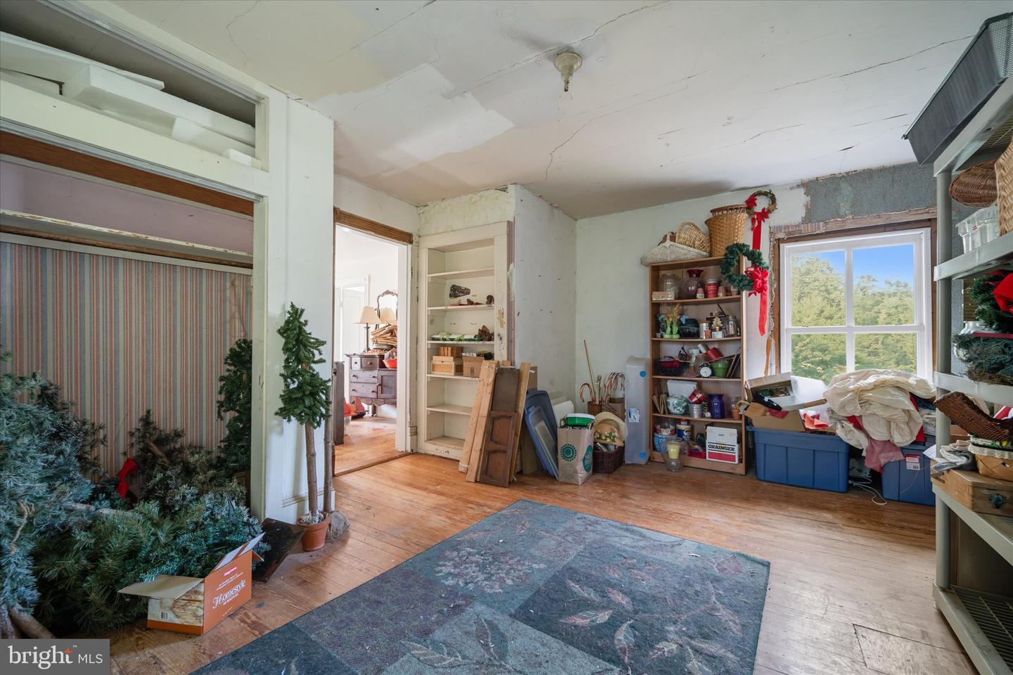9316 LEE ST, BURKE, Virginia 22015, 3 Bedrooms Bedrooms, ,3 BathroomsBathrooms,Residential,For sale,9316 LEE ST,VAFX2274466 MLS # VAFX2274466 9316 LEE ST, BURKE, Virginia 22015, 3 Bedrooms Bedrooms, ,3 BathroomsBathrooms,Residential,For sale,9316 LEE ST,VAFX2274466 MLS # VAFX2274466