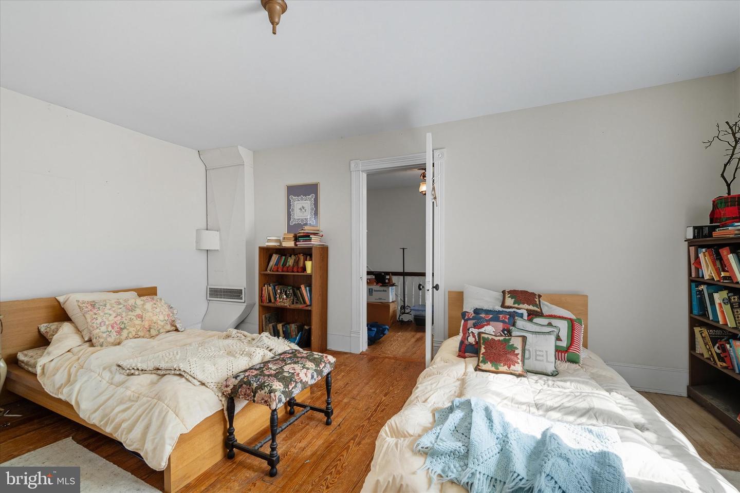 9316 LEE ST, BURKE, Virginia 22015, 3 Bedrooms Bedrooms, ,3 BathroomsBathrooms,Residential,For sale,9316 LEE ST,VAFX2274466 MLS # VAFX2274466 9316 LEE ST, BURKE, Virginia 22015, 3 Bedrooms Bedrooms, ,3 BathroomsBathrooms,Residential,For sale,9316 LEE ST,VAFX2274466 MLS # VAFX2274466