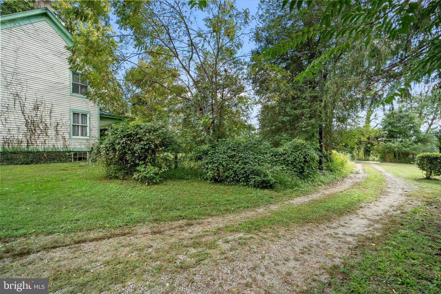 9316 LEE ST, BURKE, Virginia 22015, 3 Bedrooms Bedrooms, ,3 BathroomsBathrooms,Residential,For sale,9316 LEE ST,VAFX2274466 MLS # VAFX2274466 9316 LEE ST, BURKE, Virginia 22015, 3 Bedrooms Bedrooms, ,3 BathroomsBathrooms,Residential,For sale,9316 LEE ST,VAFX2274466 MLS # VAFX2274466