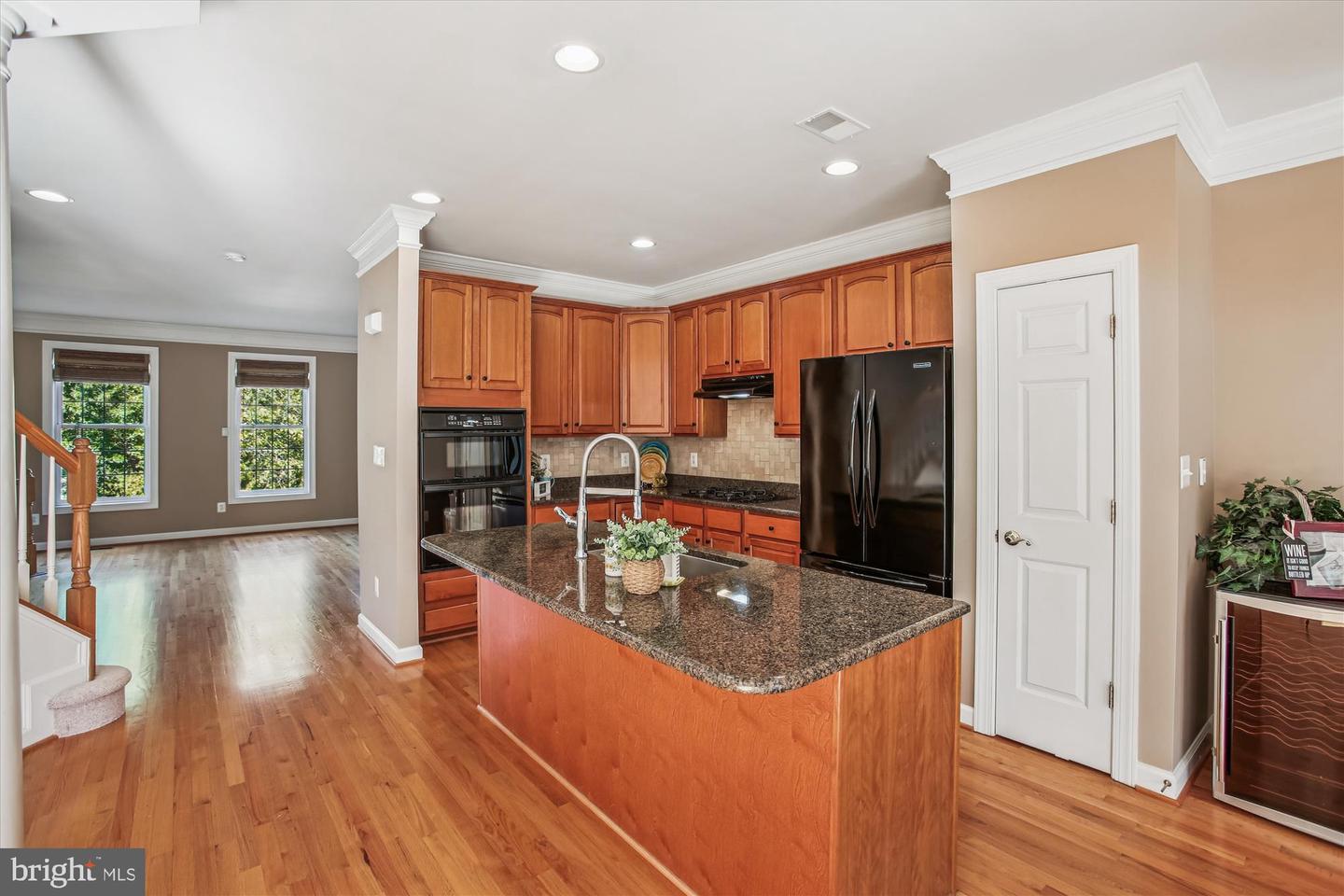 3852 ELMWOOD TOWNE WAY, ALEXANDRIA, Virginia 22303, 3 Bedrooms Bedrooms, ,3 BathroomsBathrooms,Residential,For sale,3852 ELMWOOD TOWNE WAY,VAFX2274482 MLS # VAFX2274482 3852 ELMWOOD TOWNE WAY, ALEXANDRIA, Virginia 22303, 3 Bedrooms Bedrooms, ,3 BathroomsBathrooms,Residential,For sale,3852 ELMWOOD TOWNE WAY,VAFX2274482 MLS # VAFX2274482