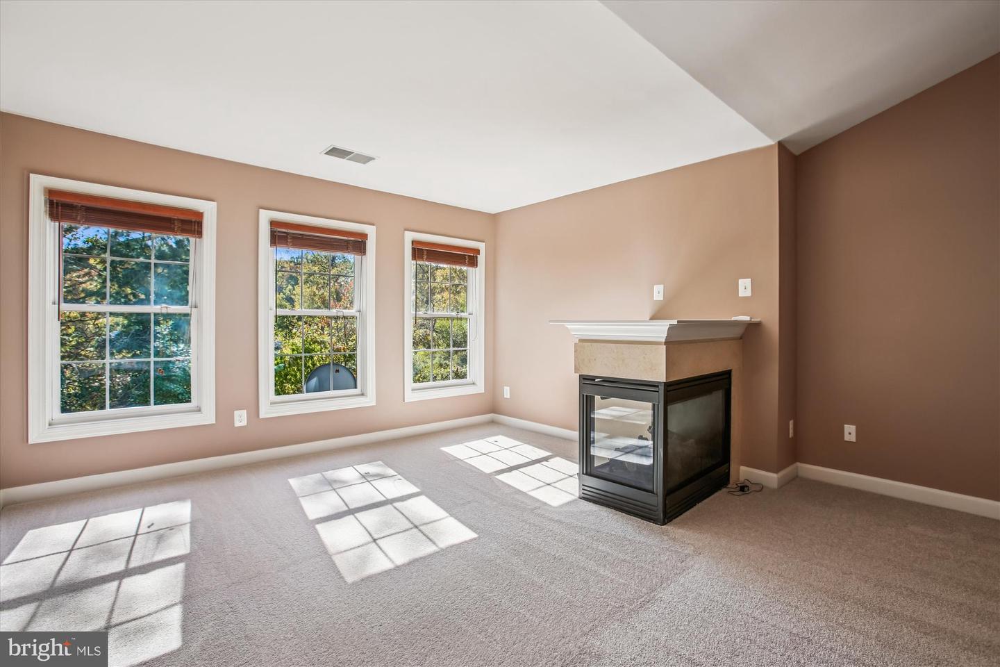 3852 ELMWOOD TOWNE WAY, ALEXANDRIA, Virginia 22303, 3 Bedrooms Bedrooms, ,3 BathroomsBathrooms,Residential,For sale,3852 ELMWOOD TOWNE WAY,VAFX2274482 MLS # VAFX2274482 3852 ELMWOOD TOWNE WAY, ALEXANDRIA, Virginia 22303, 3 Bedrooms Bedrooms, ,3 BathroomsBathrooms,Residential,For sale,3852 ELMWOOD TOWNE WAY,VAFX2274482 MLS # VAFX2274482