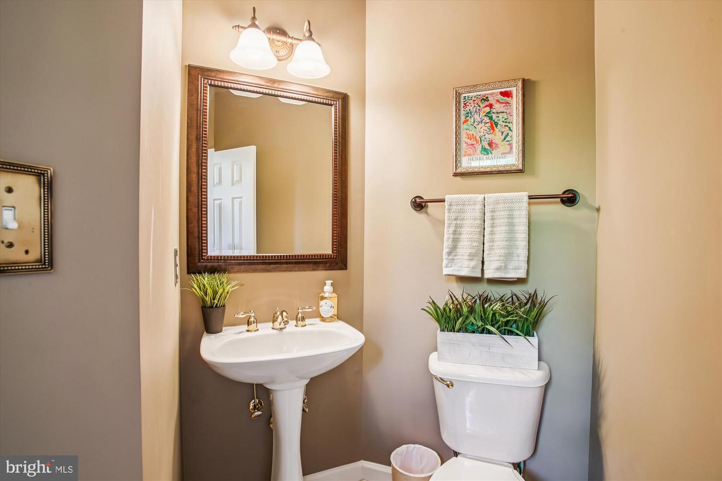 3852 ELMWOOD TOWNE WAY, ALEXANDRIA, Virginia 22303, 3 Bedrooms Bedrooms, ,3 BathroomsBathrooms,Residential,For sale,3852 ELMWOOD TOWNE WAY,VAFX2274482 MLS # VAFX2274482 3852 ELMWOOD TOWNE WAY, ALEXANDRIA, Virginia 22303, 3 Bedrooms Bedrooms, ,3 BathroomsBathrooms,Residential,For sale,3852 ELMWOOD TOWNE WAY,VAFX2274482 MLS # VAFX2274482
