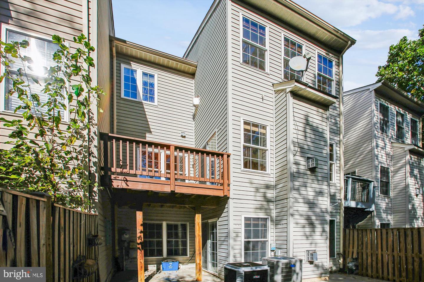 3852 ELMWOOD TOWNE WAY, ALEXANDRIA, Virginia 22303, 3 Bedrooms Bedrooms, ,3 BathroomsBathrooms,Residential,For sale,3852 ELMWOOD TOWNE WAY,VAFX2274482 MLS # VAFX2274482 3852 ELMWOOD TOWNE WAY, ALEXANDRIA, Virginia 22303, 3 Bedrooms Bedrooms, ,3 BathroomsBathrooms,Residential,For sale,3852 ELMWOOD TOWNE WAY,VAFX2274482 MLS # VAFX2274482