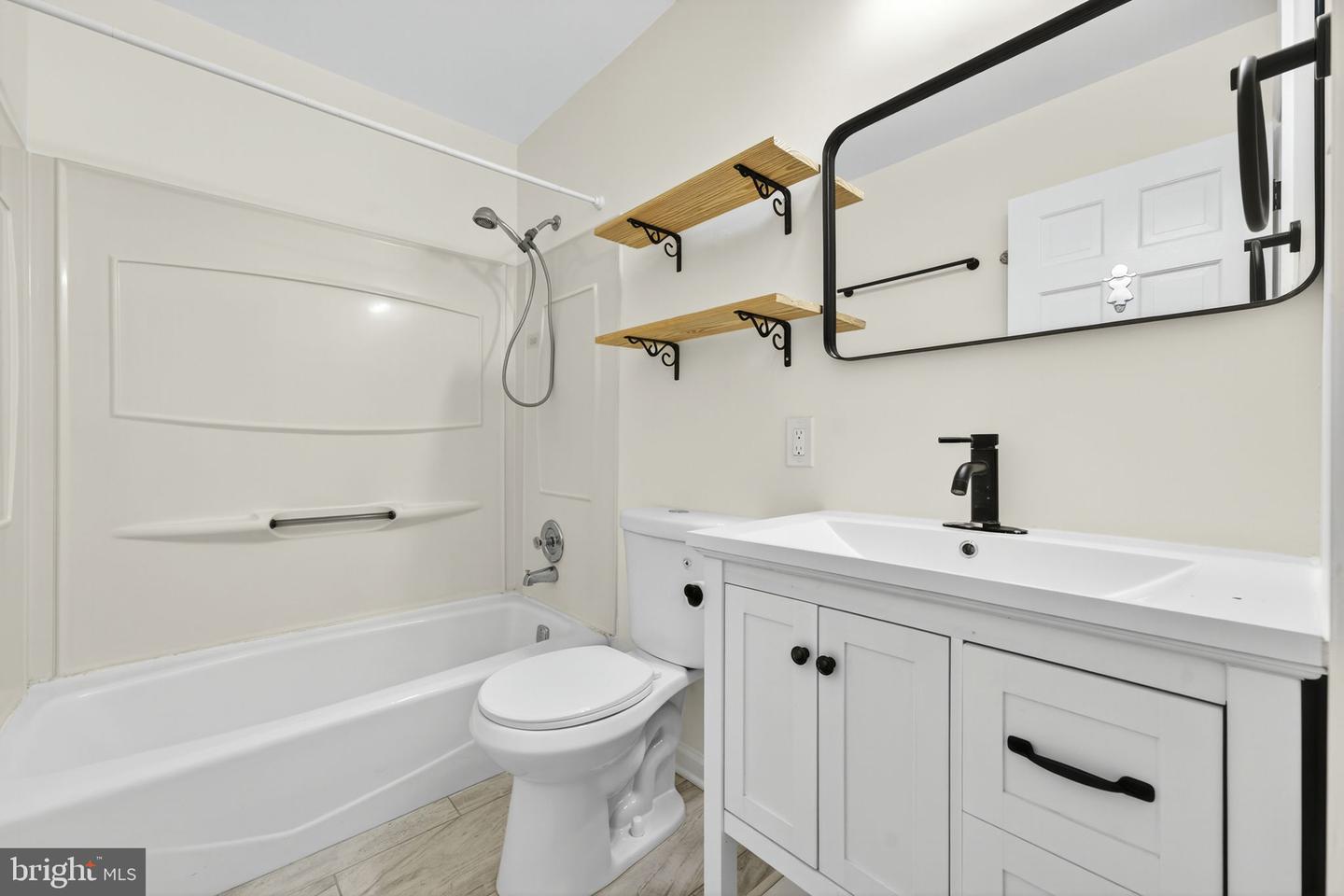 10536 KNOLLWOOD DR, MANASSAS, Virginia 20111, 4 Bedrooms Bedrooms, 7 Rooms Rooms,2 BathroomsBathrooms,Residential,For sale,10536 KNOLLWOOD DR,VAPW2105962 MLS # VAPW2105962 10536 KNOLLWOOD DR, MANASSAS, Virginia 20111, 4 Bedrooms Bedrooms, 7 Rooms Rooms,2 BathroomsBathrooms,Residential,For sale,10536 KNOLLWOOD DR,VAPW2105962 MLS # VAPW2105962
