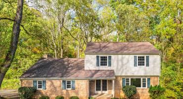 10536 KNOLLWOOD DR, MANASSAS, Virginia 20111, 4 Bedrooms Bedrooms, 7 Rooms Rooms,2 BathroomsBathrooms,Residential,For sale,10536 KNOLLWOOD DR,VAPW2105962 MLS # VAPW2105962