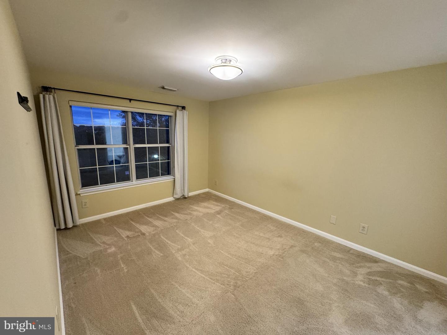 1129 HUNTMASTER TER NE #301, LEESBURG, Virginia 20176, 2 Bedrooms Bedrooms, 8 Rooms Rooms,2 BathroomsBathrooms,Residential,For sale,1129 HUNTMASTER TER NE #301,VALO2108934 MLS # VALO2108934 1129 HUNTMASTER TER NE #301, LEESBURG, Virginia 20176, 2 Bedrooms Bedrooms, 8 Rooms Rooms,2 BathroomsBathrooms,Residential,For sale,1129 HUNTMASTER TER NE #301,VALO2108934 MLS # VALO2108934