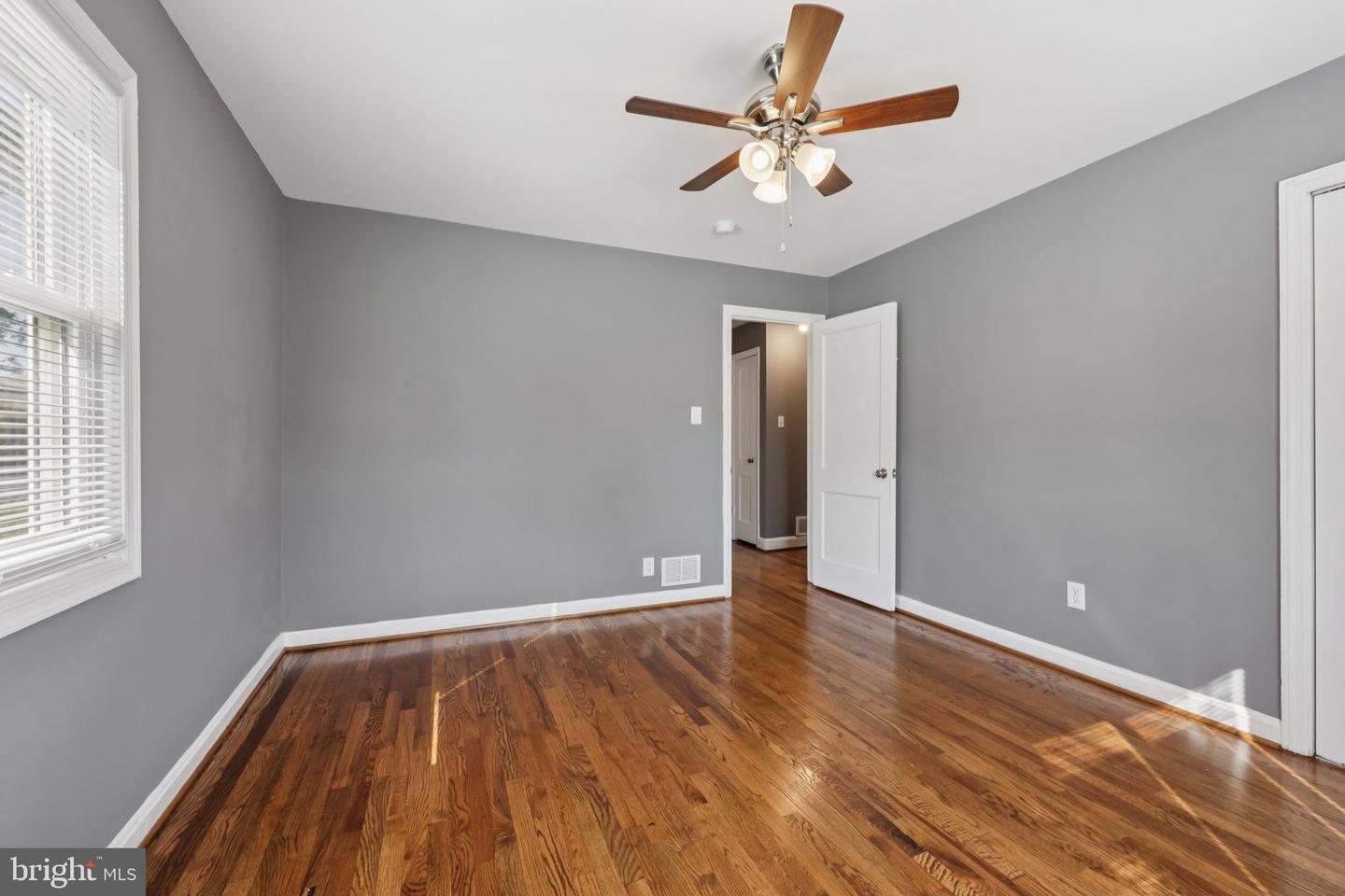 5824 FIFER DR, ALEXANDRIA, Virginia 22303, 3 Bedrooms Bedrooms, ,2 BathroomsBathrooms,Residential,For sale,5824 FIFER DR,VAFX2274604 MLS # VAFX2274604 5824 FIFER DR, ALEXANDRIA, Virginia 22303, 3 Bedrooms Bedrooms, ,2 BathroomsBathrooms,Residential,For sale,5824 FIFER DR,VAFX2274604 MLS # VAFX2274604