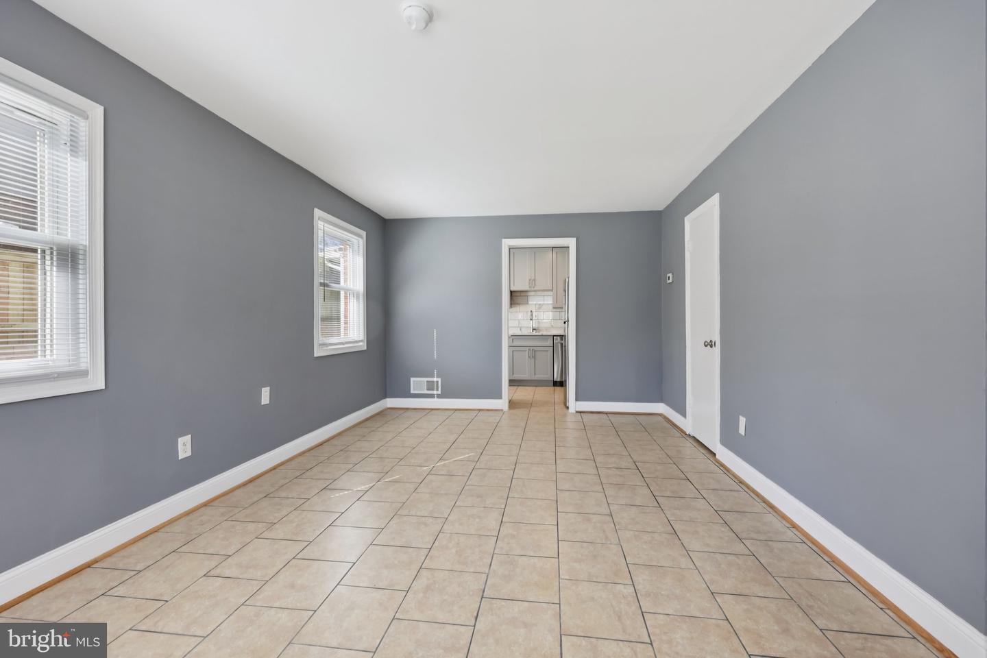 5824 FIFER DR, ALEXANDRIA, Virginia 22303, 3 Bedrooms Bedrooms, ,2 BathroomsBathrooms,Residential,For sale,5824 FIFER DR,VAFX2274604 MLS # VAFX2274604 5824 FIFER DR, ALEXANDRIA, Virginia 22303, 3 Bedrooms Bedrooms, ,2 BathroomsBathrooms,Residential,For sale,5824 FIFER DR,VAFX2274604 MLS # VAFX2274604
