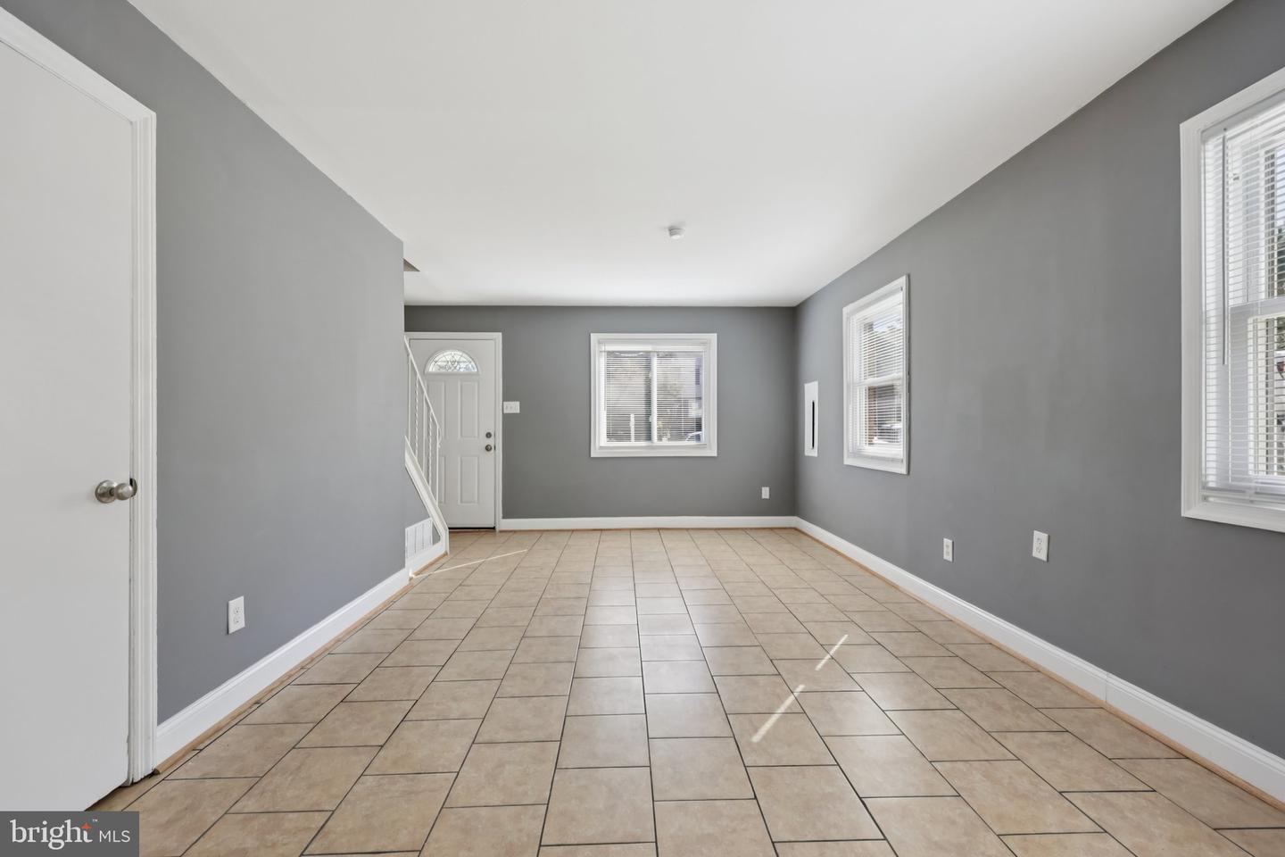 5824 FIFER DR, ALEXANDRIA, Virginia 22303, 3 Bedrooms Bedrooms, ,2 BathroomsBathrooms,Residential,For sale,5824 FIFER DR,VAFX2274604 MLS # VAFX2274604 5824 FIFER DR, ALEXANDRIA, Virginia 22303, 3 Bedrooms Bedrooms, ,2 BathroomsBathrooms,Residential,For sale,5824 FIFER DR,VAFX2274604 MLS # VAFX2274604