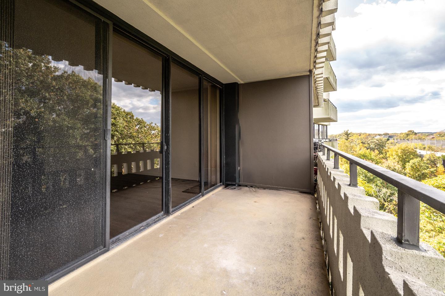 6301 STEVENSON AVE #806, ALEXANDRIA, Virginia 22304, 2 Bedrooms Bedrooms, ,2 BathroomsBathrooms,Residential,For sale,6301 STEVENSON AVE #806,VAAX2050882 MLS # VAAX2050882 6301 STEVENSON AVE #806, ALEXANDRIA, Virginia 22304, 2 Bedrooms Bedrooms, ,2 BathroomsBathrooms,Residential,For sale,6301 STEVENSON AVE #806,VAAX2050882 MLS # VAAX2050882
