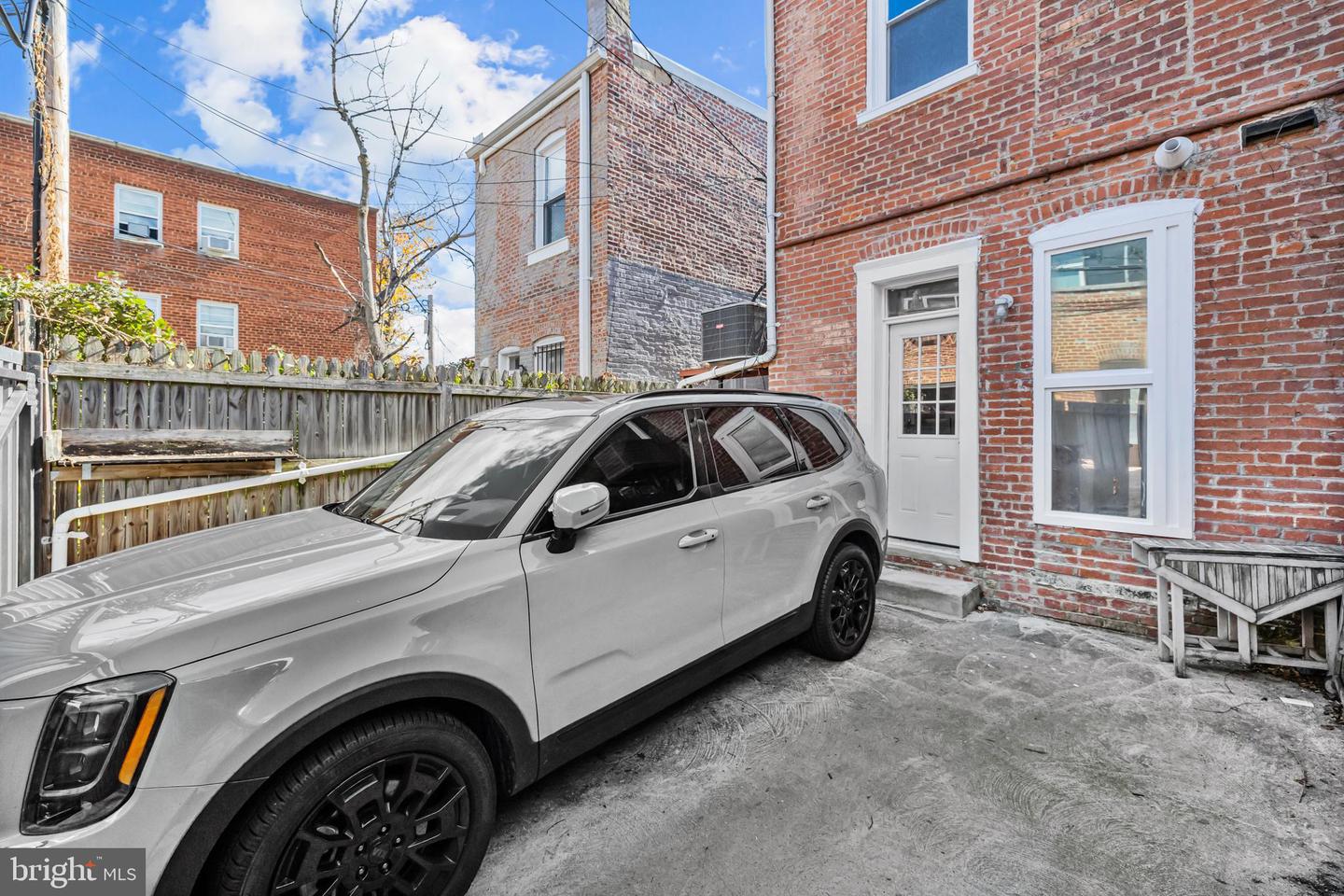 1021 COLUMBIA RD NW, WASHINGTON, District Of Columbia 20001, 6 Bedrooms Bedrooms, ,4 BathroomsBathrooms,Residential,For sale,1021 COLUMBIA RD NW,DCDC2227296 MLS # DCDC2227296 1021 COLUMBIA RD NW, WASHINGTON, District Of Columbia 20001, 6 Bedrooms Bedrooms, ,4 BathroomsBathrooms,Residential,For sale,1021 COLUMBIA RD NW,DCDC2227296 MLS # DCDC2227296