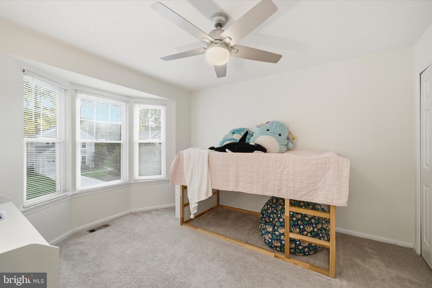 3098 FENNEGAN CT, WOODBRIDGE, Virginia 22192, 3 Bedrooms Bedrooms, ,2 BathroomsBathrooms,Residential,For sale,3098 FENNEGAN CT,VAPW2106106 MLS # VAPW2106106