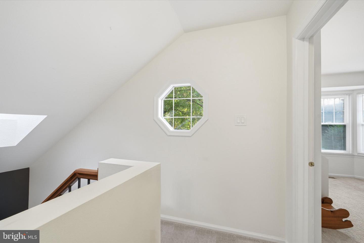3098 FENNEGAN CT, WOODBRIDGE, Virginia 22192, 3 Bedrooms Bedrooms, ,2 BathroomsBathrooms,Residential,For sale,3098 FENNEGAN CT,VAPW2106106 MLS # VAPW2106106