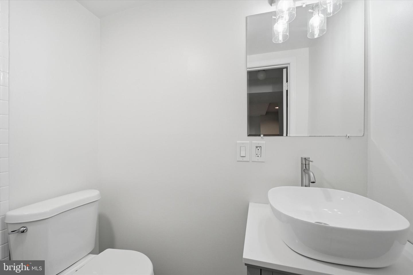 3098 FENNEGAN CT, WOODBRIDGE, Virginia 22192, 3 Bedrooms Bedrooms, ,2 BathroomsBathrooms,Residential,For sale,3098 FENNEGAN CT,VAPW2106106 MLS # VAPW2106106