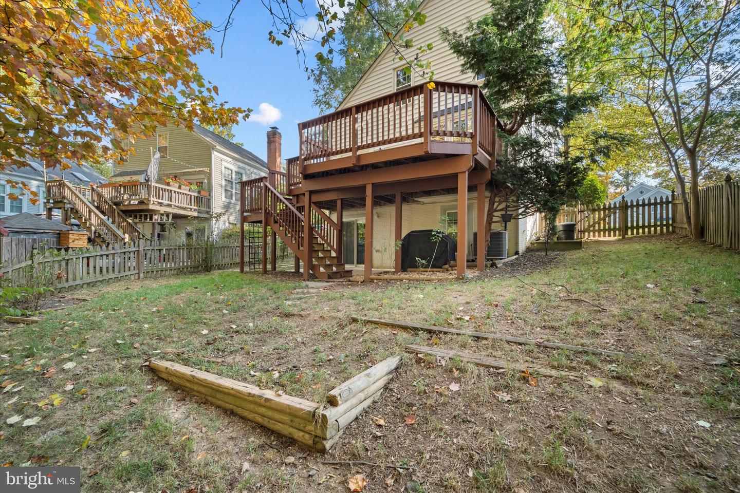 3098 FENNEGAN CT, WOODBRIDGE, Virginia 22192, 3 Bedrooms Bedrooms, ,2 BathroomsBathrooms,Residential,For sale,3098 FENNEGAN CT,VAPW2106106 MLS # VAPW2106106