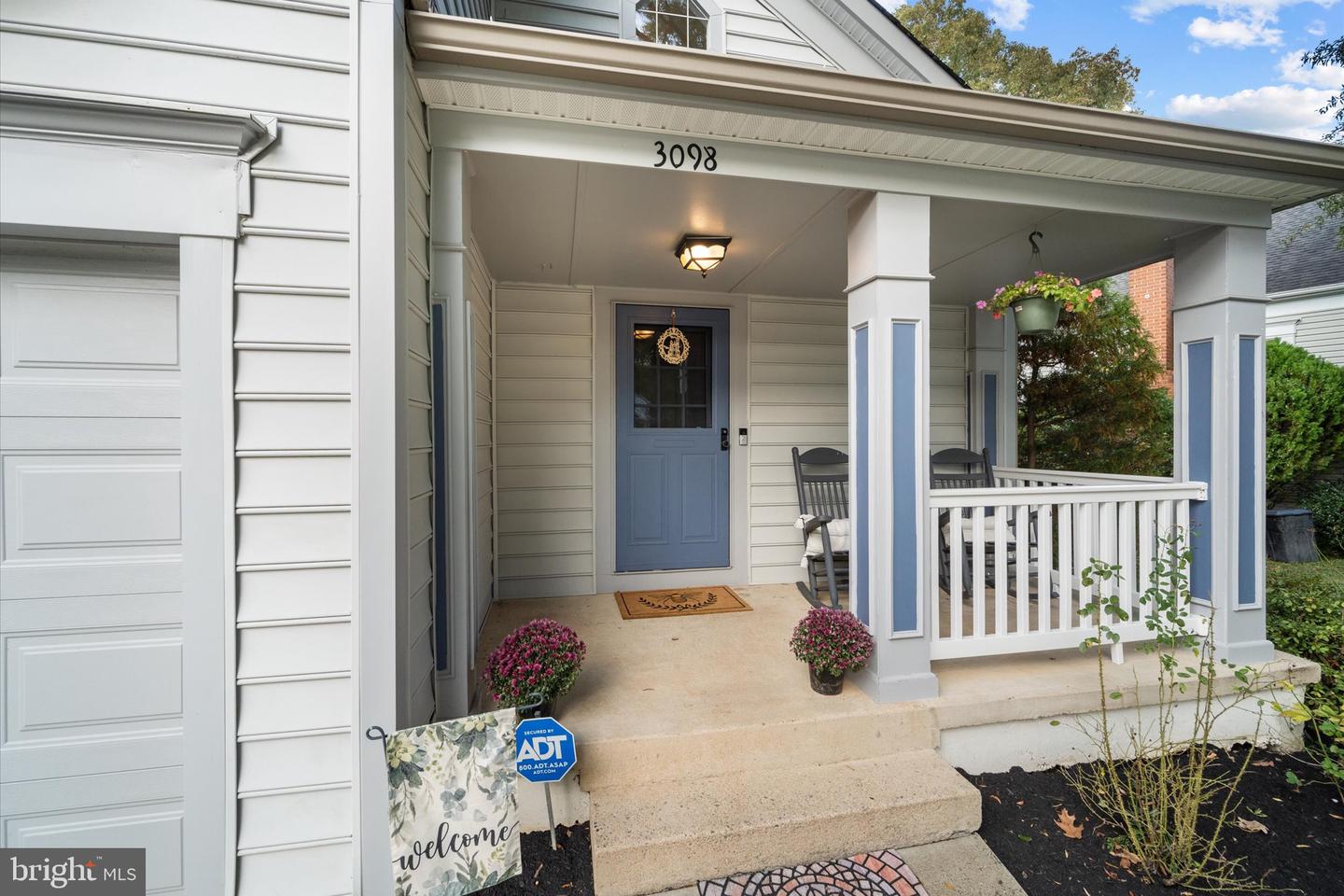 3098 FENNEGAN CT, WOODBRIDGE, Virginia 22192, 3 Bedrooms Bedrooms, ,2 BathroomsBathrooms,Residential,For sale,3098 FENNEGAN CT,VAPW2106106 MLS # VAPW2106106
