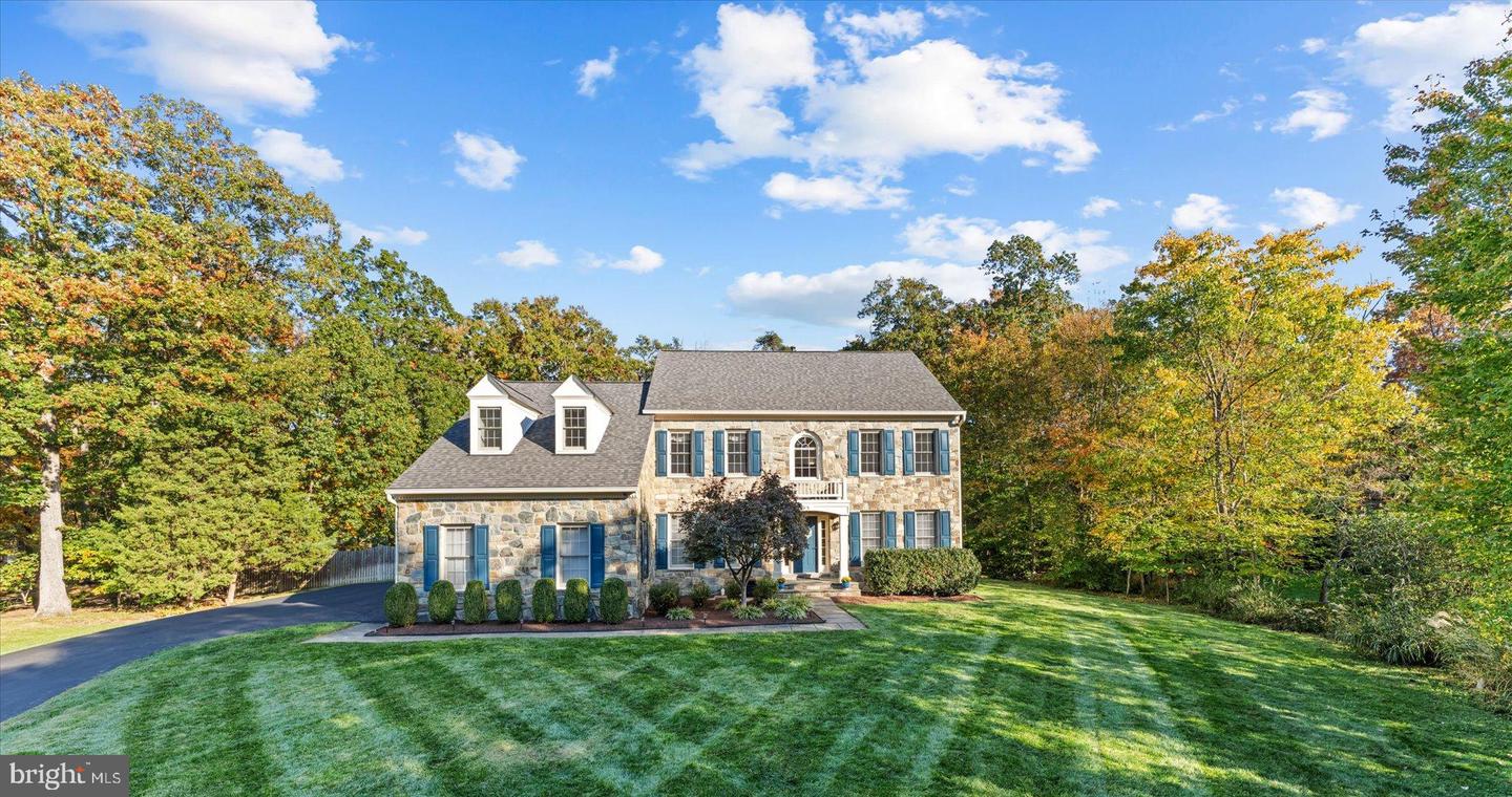 6401 NOBLE ROCK CT, CLIFTON, Virginia 20124, 5 Bedrooms Bedrooms, ,4 BathroomsBathrooms,Residential,For sale,6401 NOBLE ROCK CT,VAFX2274748 MLS # VAFX2274748 6401 NOBLE ROCK CT, CLIFTON, Virginia 20124, 5 Bedrooms Bedrooms, ,4 BathroomsBathrooms,Residential,For sale,6401 NOBLE ROCK CT,VAFX2274748 MLS # VAFX2274748