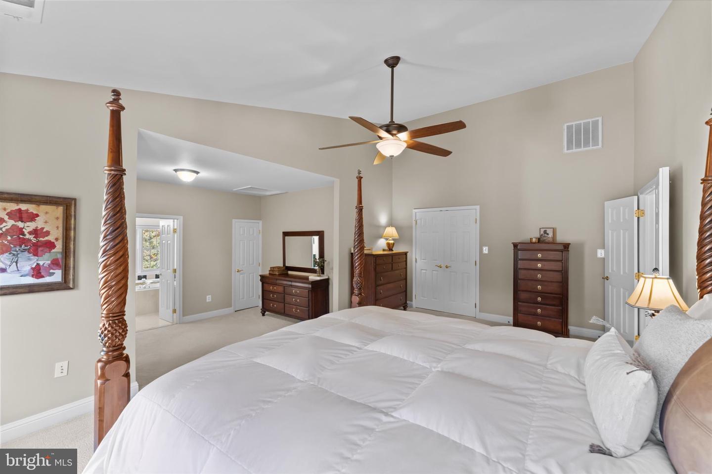 6401 NOBLE ROCK CT, CLIFTON, Virginia 20124, 5 Bedrooms Bedrooms, ,4 BathroomsBathrooms,Residential,For sale,6401 NOBLE ROCK CT,VAFX2274748 MLS # VAFX2274748 6401 NOBLE ROCK CT, CLIFTON, Virginia 20124, 5 Bedrooms Bedrooms, ,4 BathroomsBathrooms,Residential,For sale,6401 NOBLE ROCK CT,VAFX2274748 MLS # VAFX2274748