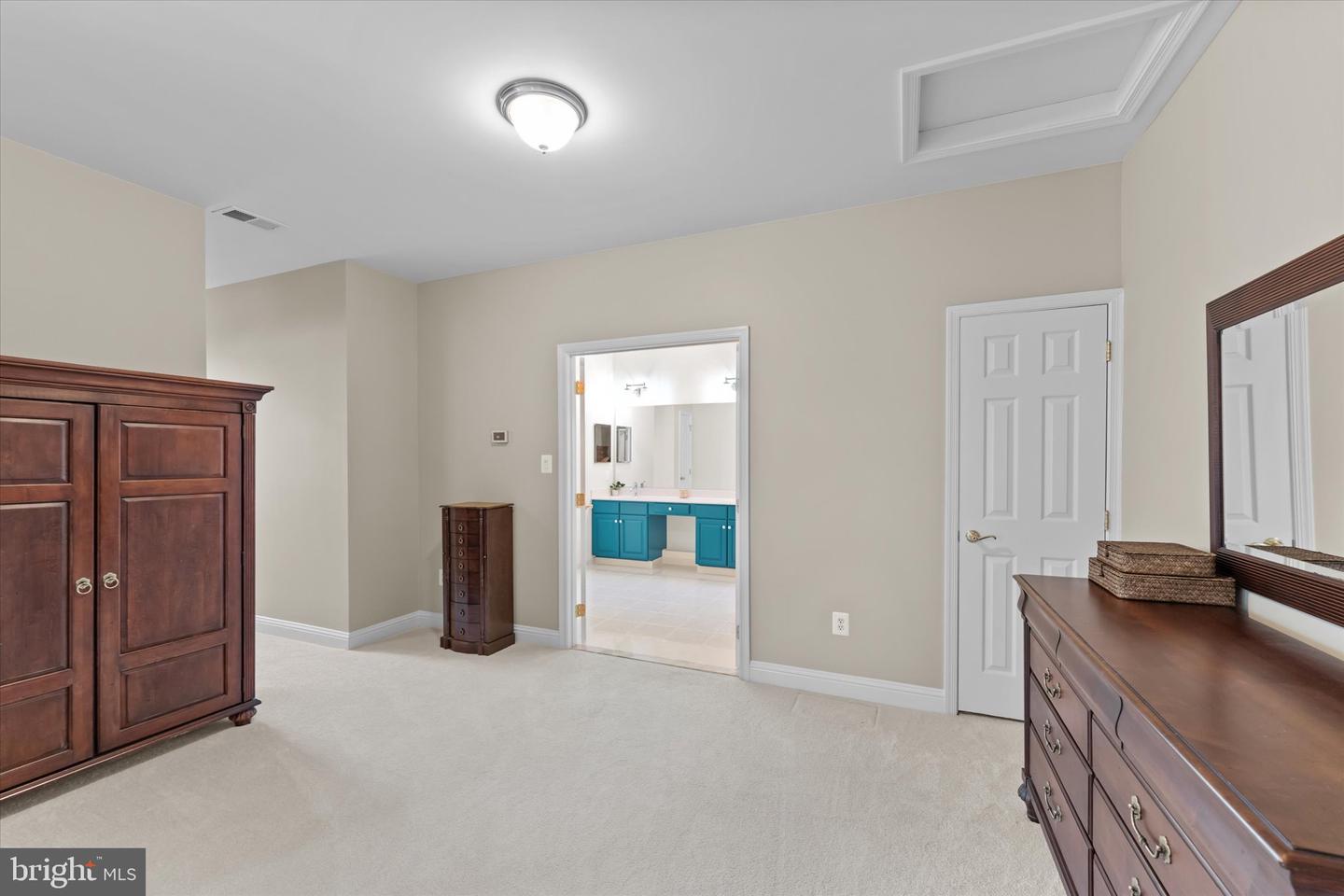 6401 NOBLE ROCK CT, CLIFTON, Virginia 20124, 5 Bedrooms Bedrooms, ,4 BathroomsBathrooms,Residential,For sale,6401 NOBLE ROCK CT,VAFX2274748 MLS # VAFX2274748 6401 NOBLE ROCK CT, CLIFTON, Virginia 20124, 5 Bedrooms Bedrooms, ,4 BathroomsBathrooms,Residential,For sale,6401 NOBLE ROCK CT,VAFX2274748 MLS # VAFX2274748