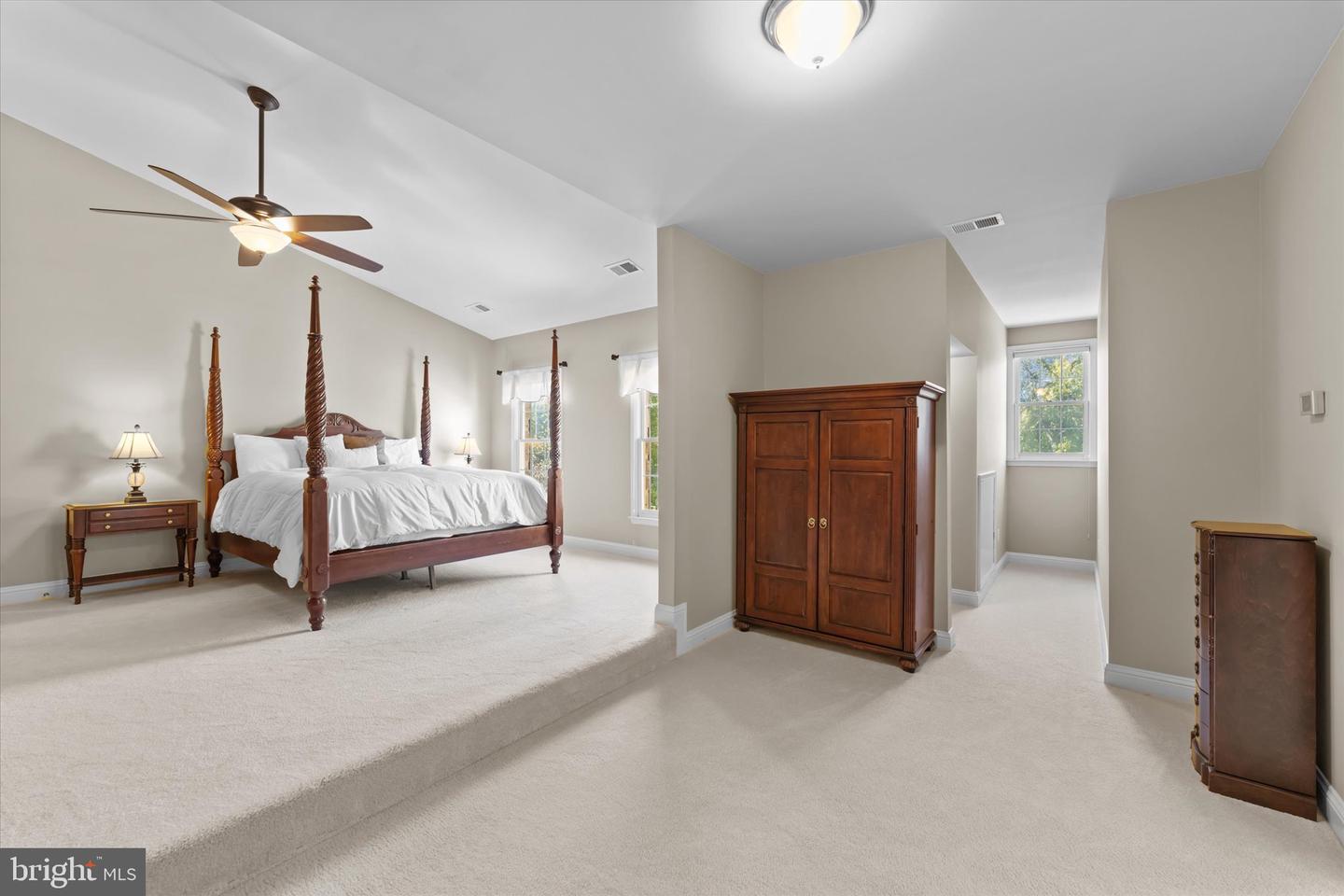 6401 NOBLE ROCK CT, CLIFTON, Virginia 20124, 5 Bedrooms Bedrooms, ,4 BathroomsBathrooms,Residential,For sale,6401 NOBLE ROCK CT,VAFX2274748 MLS # VAFX2274748 6401 NOBLE ROCK CT, CLIFTON, Virginia 20124, 5 Bedrooms Bedrooms, ,4 BathroomsBathrooms,Residential,For sale,6401 NOBLE ROCK CT,VAFX2274748 MLS # VAFX2274748