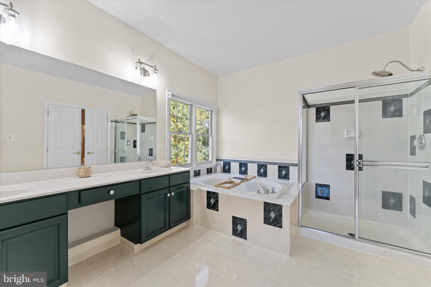 6401 NOBLE ROCK CT, CLIFTON, Virginia 20124, 5 Bedrooms Bedrooms, ,4 BathroomsBathrooms,Residential,For sale,6401 NOBLE ROCK CT,VAFX2274748 MLS # VAFX2274748 6401 NOBLE ROCK CT, CLIFTON, Virginia 20124, 5 Bedrooms Bedrooms, ,4 BathroomsBathrooms,Residential,For sale,6401 NOBLE ROCK CT,VAFX2274748 MLS # VAFX2274748