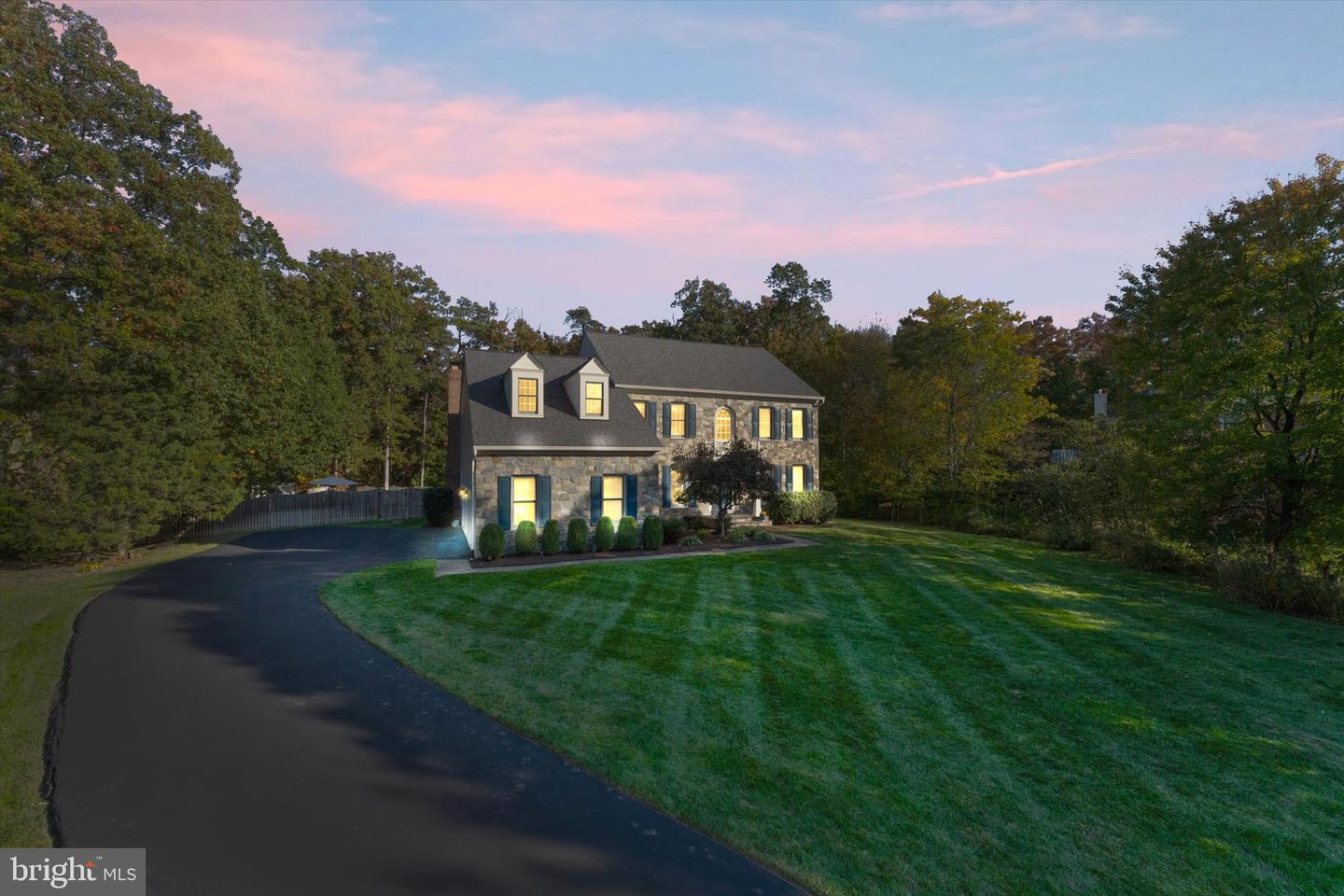 6401 NOBLE ROCK CT, CLIFTON, Virginia 20124, 5 Bedrooms Bedrooms, ,4 BathroomsBathrooms,Residential,For sale,6401 NOBLE ROCK CT,VAFX2274748 MLS # VAFX2274748 6401 NOBLE ROCK CT, CLIFTON, Virginia 20124, 5 Bedrooms Bedrooms, ,4 BathroomsBathrooms,Residential,For sale,6401 NOBLE ROCK CT,VAFX2274748 MLS # VAFX2274748