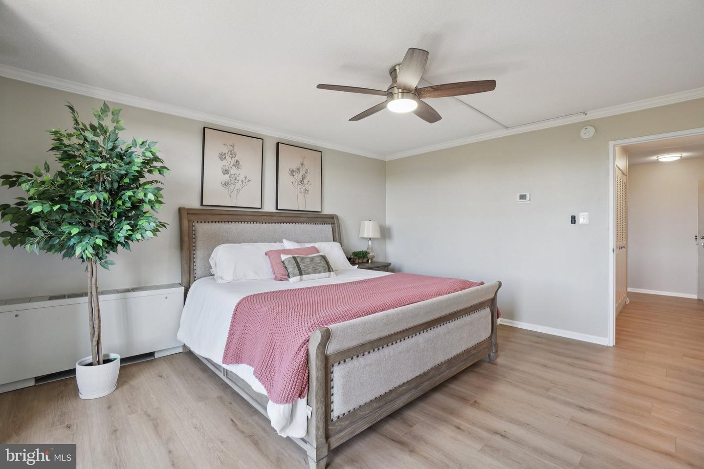 4600 S FOUR MILE RUN DR #842, ARLINGTON, Virginia 22204, 1 Bedroom Bedrooms, 1 Room Rooms,1 BathroomBathrooms,Residential,For sale,4600 S FOUR MILE RUN DR #842,VAAR2065004 MLS # VAAR2065004 4600 S FOUR MILE RUN DR #842, ARLINGTON, Virginia 22204, 1 Bedroom Bedrooms, 1 Room Rooms,1 BathroomBathrooms,Residential,For sale,4600 S FOUR MILE RUN DR #842,VAAR2065004 MLS # VAAR2065004