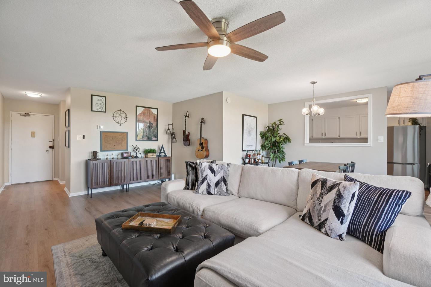 4600 S FOUR MILE RUN DR #842, ARLINGTON, Virginia 22204, 1 Bedroom Bedrooms, 1 Room Rooms,1 BathroomBathrooms,Residential,For sale,4600 S FOUR MILE RUN DR #842,VAAR2065004 MLS # VAAR2065004 4600 S FOUR MILE RUN DR #842, ARLINGTON, Virginia 22204, 1 Bedroom Bedrooms, 1 Room Rooms,1 BathroomBathrooms,Residential,For sale,4600 S FOUR MILE RUN DR #842,VAAR2065004 MLS # VAAR2065004