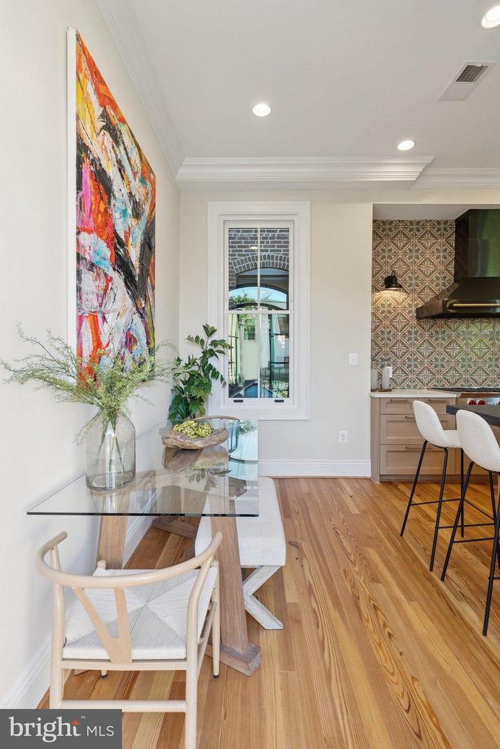 1514 R ST NW, WASHINGTON, District Of Columbia 20009, 5 Bedrooms Bedrooms, 11 Rooms Rooms,5 BathroomsBathrooms,Residential,For sale,1514 R ST NW,DCDC2227426 MLS # DCDC2227426 1514 R ST NW, WASHINGTON, District Of Columbia 20009, 5 Bedrooms Bedrooms, 11 Rooms Rooms,5 BathroomsBathrooms,Residential,For sale,1514 R ST NW,DCDC2227426 MLS # DCDC2227426