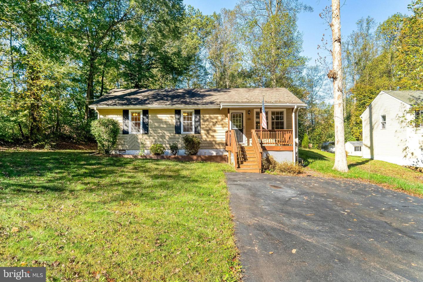 119 WOODLAND DR, STAFFORD, Virginia 22556, 3 Bedrooms Bedrooms, ,2 BathroomsBathrooms,Residential,For sale,119 WOODLAND DR,VAST2043542 MLS # VAST2043542