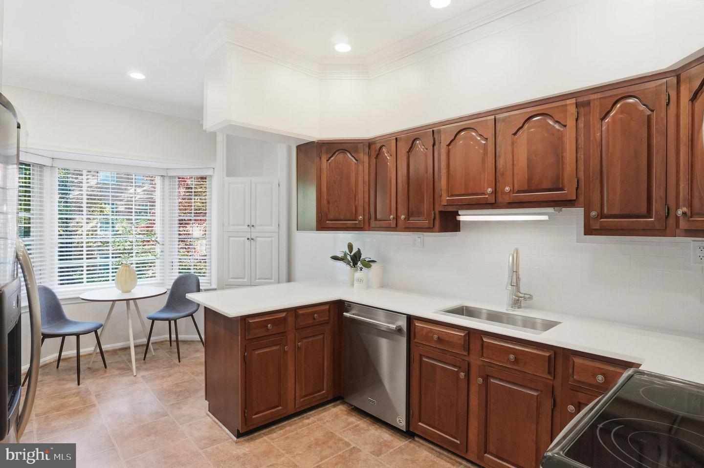 10231 ASPEN WILLOW DR, FAIRFAX, Virginia 22032, 4 Bedrooms Bedrooms, ,4 BathroomsBathrooms,Residential,For sale,10231 ASPEN WILLOW DR,VAFC2007208 MLS # VAFC2007208 10231 ASPEN WILLOW DR, FAIRFAX, Virginia 22032, 4 Bedrooms Bedrooms, ,4 BathroomsBathrooms,Residential,For sale,10231 ASPEN WILLOW DR,VAFC2007208 MLS # VAFC2007208