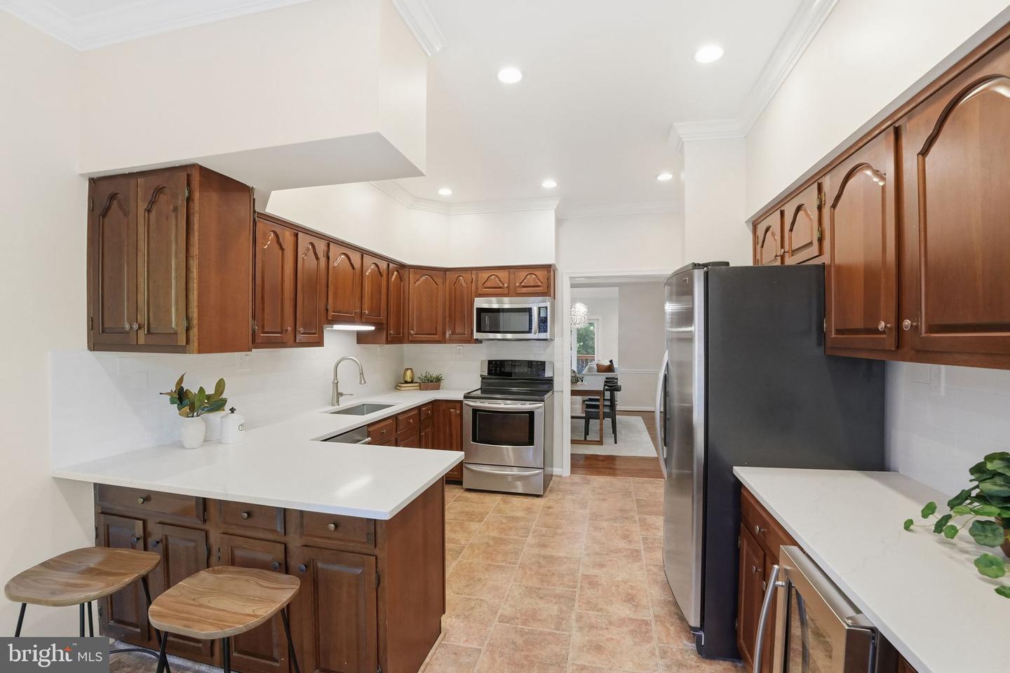 10231 ASPEN WILLOW DR, FAIRFAX, Virginia 22032, 4 Bedrooms Bedrooms, ,4 BathroomsBathrooms,Residential,For sale,10231 ASPEN WILLOW DR,VAFC2007208 MLS # VAFC2007208 10231 ASPEN WILLOW DR, FAIRFAX, Virginia 22032, 4 Bedrooms Bedrooms, ,4 BathroomsBathrooms,Residential,For sale,10231 ASPEN WILLOW DR,VAFC2007208 MLS # VAFC2007208