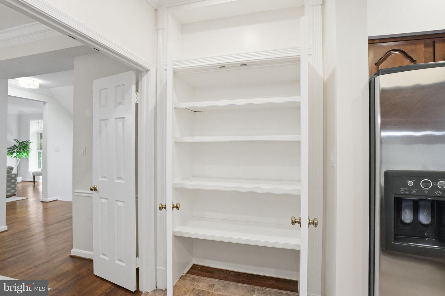 10231 ASPEN WILLOW DR, FAIRFAX, Virginia 22032, 4 Bedrooms Bedrooms, ,4 BathroomsBathrooms,Residential,For sale,10231 ASPEN WILLOW DR,VAFC2007208 MLS # VAFC2007208 10231 ASPEN WILLOW DR, FAIRFAX, Virginia 22032, 4 Bedrooms Bedrooms, ,4 BathroomsBathrooms,Residential,For sale,10231 ASPEN WILLOW DR,VAFC2007208 MLS # VAFC2007208