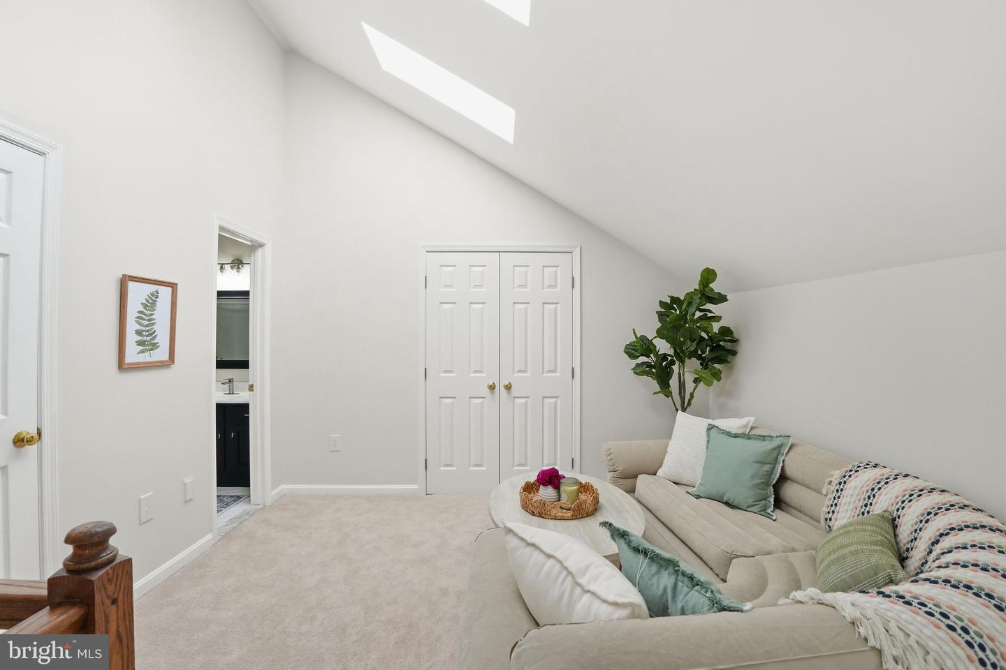 10231 ASPEN WILLOW DR, FAIRFAX, Virginia 22032, 4 Bedrooms Bedrooms, ,4 BathroomsBathrooms,Residential,For sale,10231 ASPEN WILLOW DR,VAFC2007208 MLS # VAFC2007208 10231 ASPEN WILLOW DR, FAIRFAX, Virginia 22032, 4 Bedrooms Bedrooms, ,4 BathroomsBathrooms,Residential,For sale,10231 ASPEN WILLOW DR,VAFC2007208 MLS # VAFC2007208