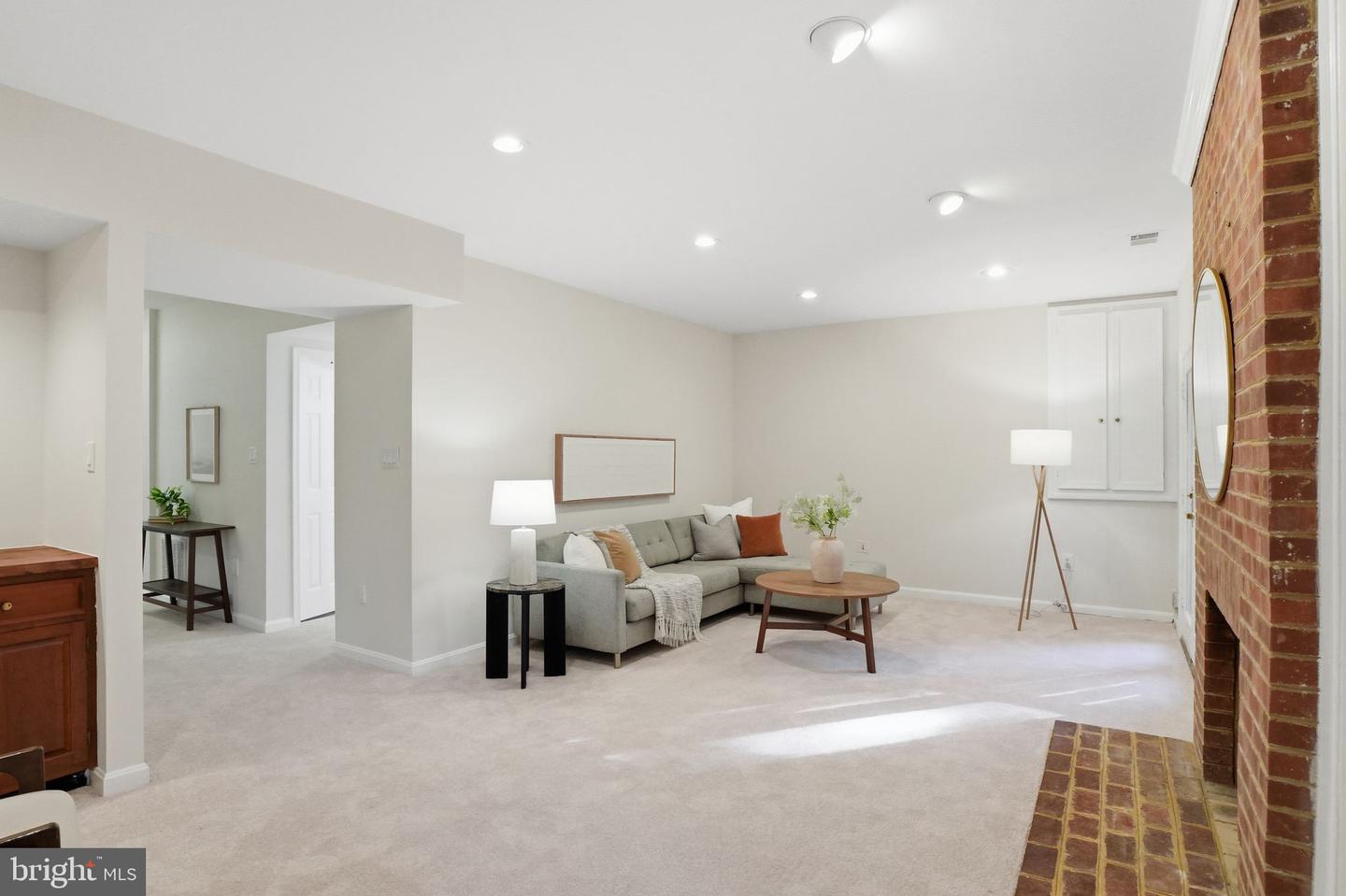 10231 ASPEN WILLOW DR, FAIRFAX, Virginia 22032, 4 Bedrooms Bedrooms, ,4 BathroomsBathrooms,Residential,For sale,10231 ASPEN WILLOW DR,VAFC2007208 MLS # VAFC2007208 10231 ASPEN WILLOW DR, FAIRFAX, Virginia 22032, 4 Bedrooms Bedrooms, ,4 BathroomsBathrooms,Residential,For sale,10231 ASPEN WILLOW DR,VAFC2007208 MLS # VAFC2007208