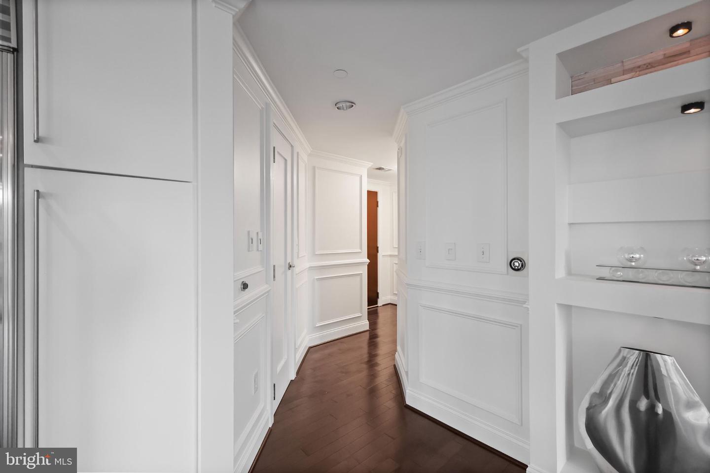 1111 19TH ST N #1707, ARLINGTON, Virginia 22209, 2 Bedrooms Bedrooms, ,2 BathroomsBathrooms,Residential,For sale,1111 19TH ST N #1707,VAAR2065038 MLS # VAAR2065038 1111 19TH ST N #1707, ARLINGTON, Virginia 22209, 2 Bedrooms Bedrooms, ,2 BathroomsBathrooms,Residential,For sale,1111 19TH ST N #1707,VAAR2065038 MLS # VAAR2065038