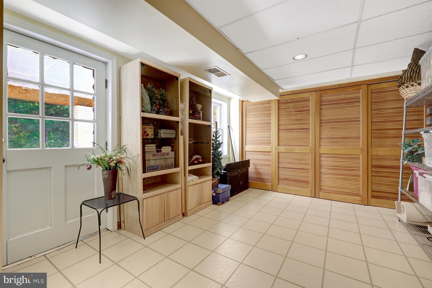 329 CLUB VIEW DR, GREAT FALLS, Virginia 22066, 5 Bedrooms Bedrooms, ,3 BathroomsBathrooms,Residential,For sale,329 CLUB VIEW DR,VAFX2274956 MLS # VAFX2274956 329 CLUB VIEW DR, GREAT FALLS, Virginia 22066, 5 Bedrooms Bedrooms, ,3 BathroomsBathrooms,Residential,For sale,329 CLUB VIEW DR,VAFX2274956 MLS # VAFX2274956