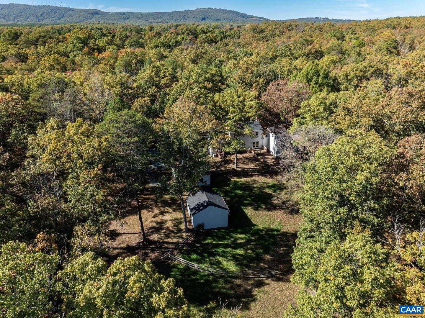 2325 MOUNTAIN BROOK DR, CHARLOTTESVILLE, Virginia 22902, 5 Bedrooms Bedrooms, ,3 BathroomsBathrooms,Residential,For sale,2325 MOUNTAIN BROOK DR,670143 MLS # 670143 2325 MOUNTAIN BROOK DR, CHARLOTTESVILLE, Virginia 22902, 5 Bedrooms Bedrooms, ,3 BathroomsBathrooms,Residential,For sale,2325 MOUNTAIN BROOK DR,670143 MLS # 670143