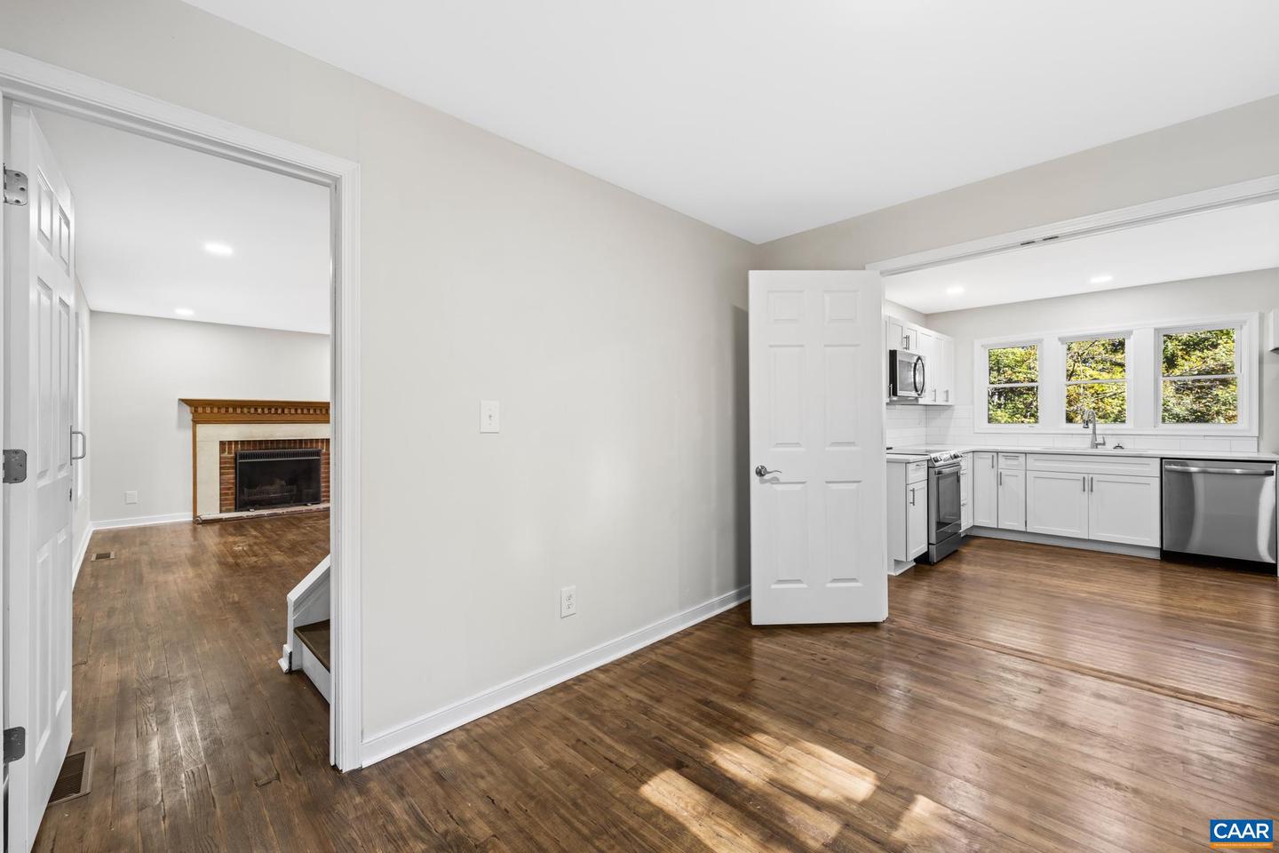 2325 MOUNTAIN BROOK DR, CHARLOTTESVILLE, Virginia 22902, 5 Bedrooms Bedrooms, ,3 BathroomsBathrooms,Residential,For sale,2325 MOUNTAIN BROOK DR,670143 MLS # 670143 2325 MOUNTAIN BROOK DR, CHARLOTTESVILLE, Virginia 22902, 5 Bedrooms Bedrooms, ,3 BathroomsBathrooms,Residential,For sale,2325 MOUNTAIN BROOK DR,670143 MLS # 670143