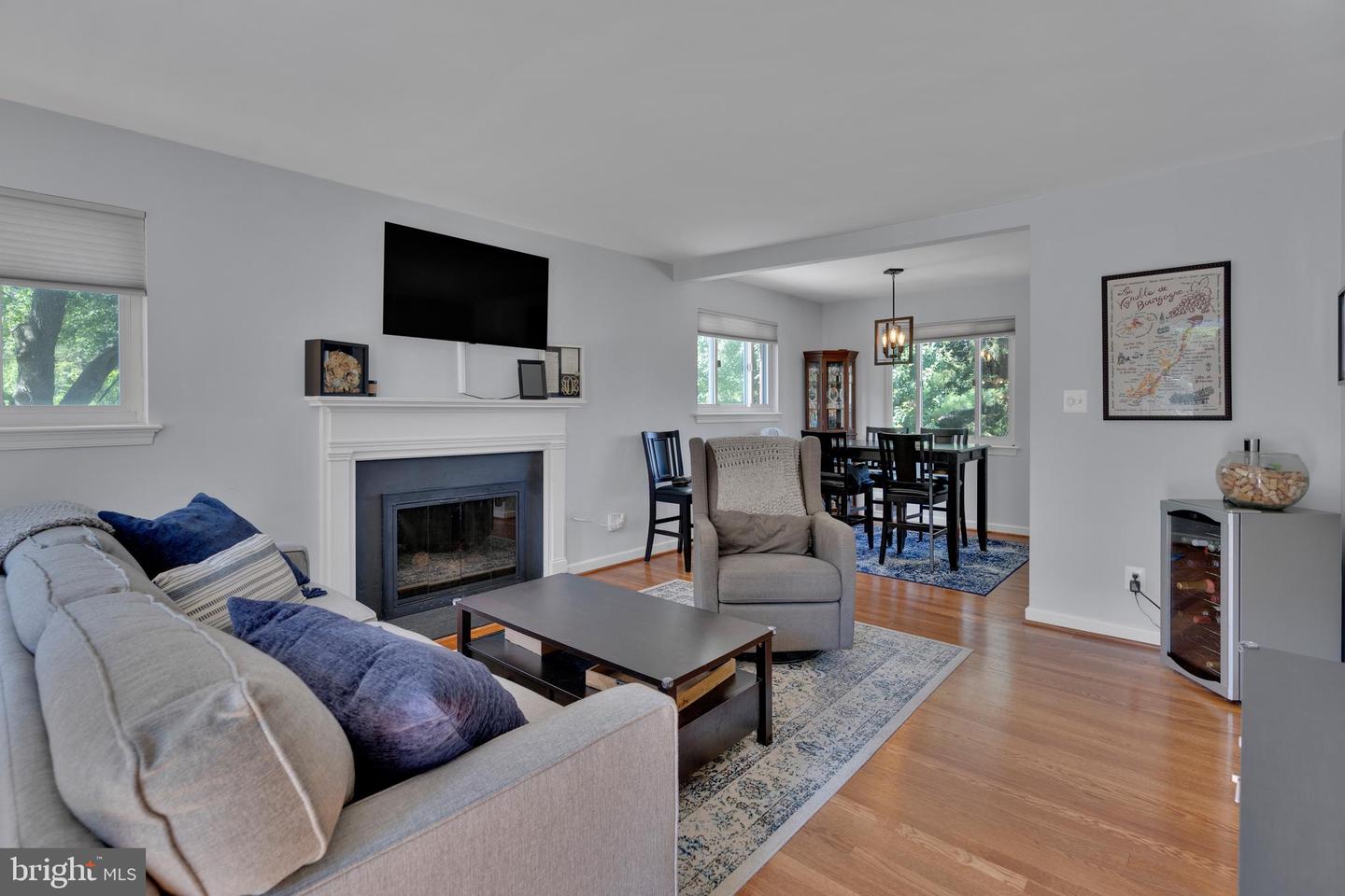 3252 HOLLY HILL DR, FALLS CHURCH, Virginia 22042, 4 Bedrooms Bedrooms, ,1 BathroomBathrooms,Residential,For sale,3252 HOLLY HILL DR,VAFX2275086 MLS # VAFX2275086 3252 HOLLY HILL DR, FALLS CHURCH, Virginia 22042, 4 Bedrooms Bedrooms, ,1 BathroomBathrooms,Residential,For sale,3252 HOLLY HILL DR,VAFX2275086 MLS # VAFX2275086